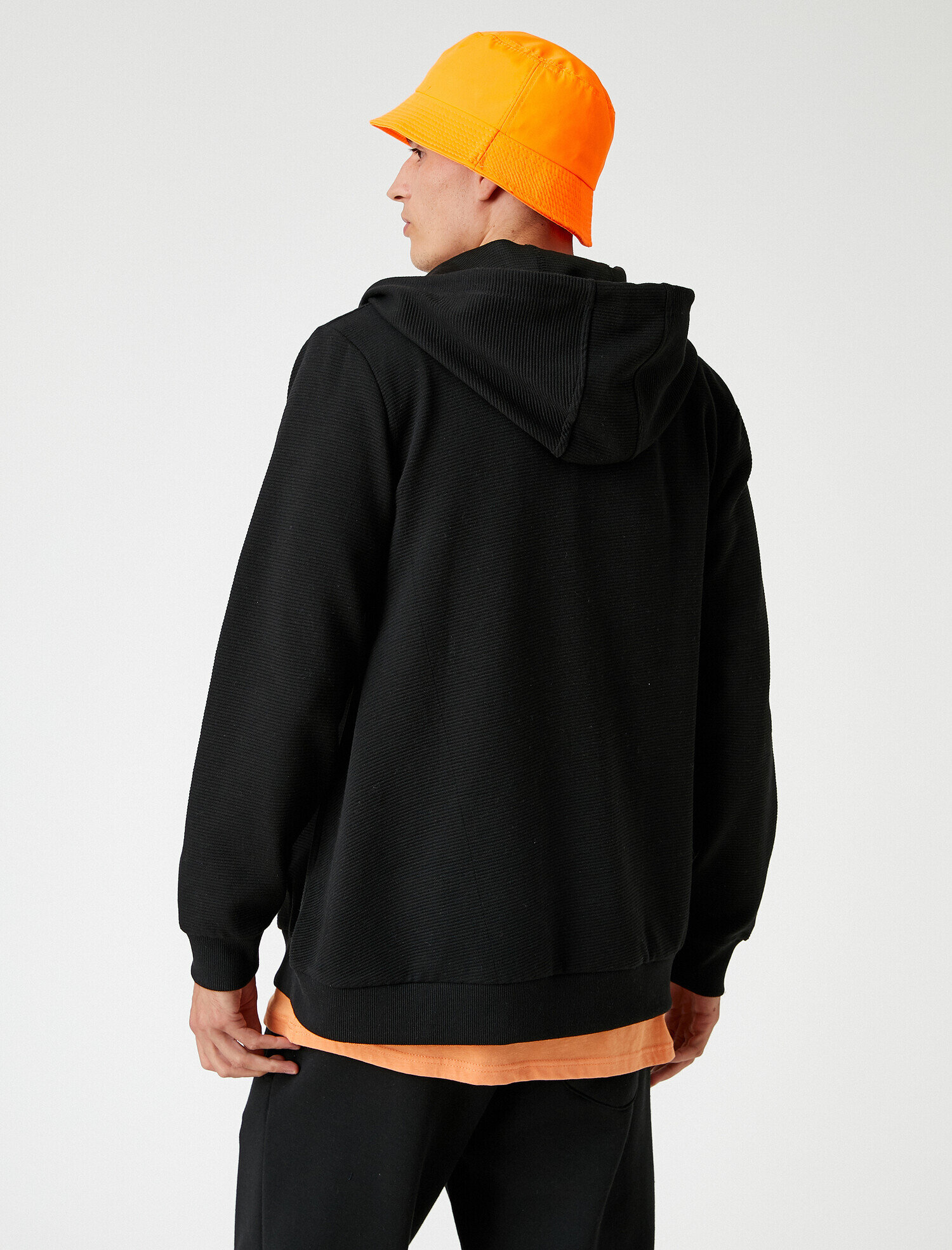   Önü Fermuarlı Sweatshirt Kapüşonlu