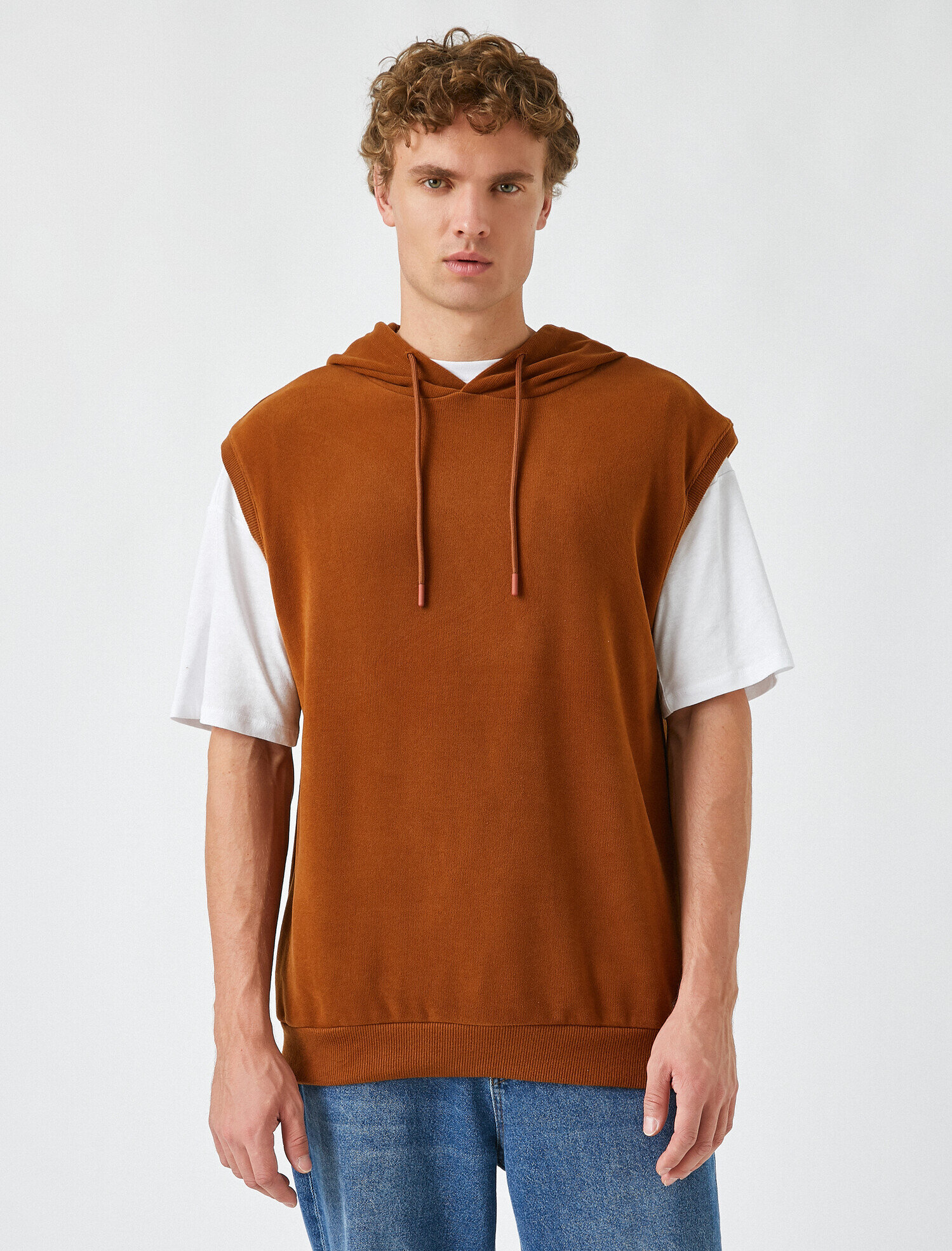   Kolsuz Kapüşonlu Sweatshirt