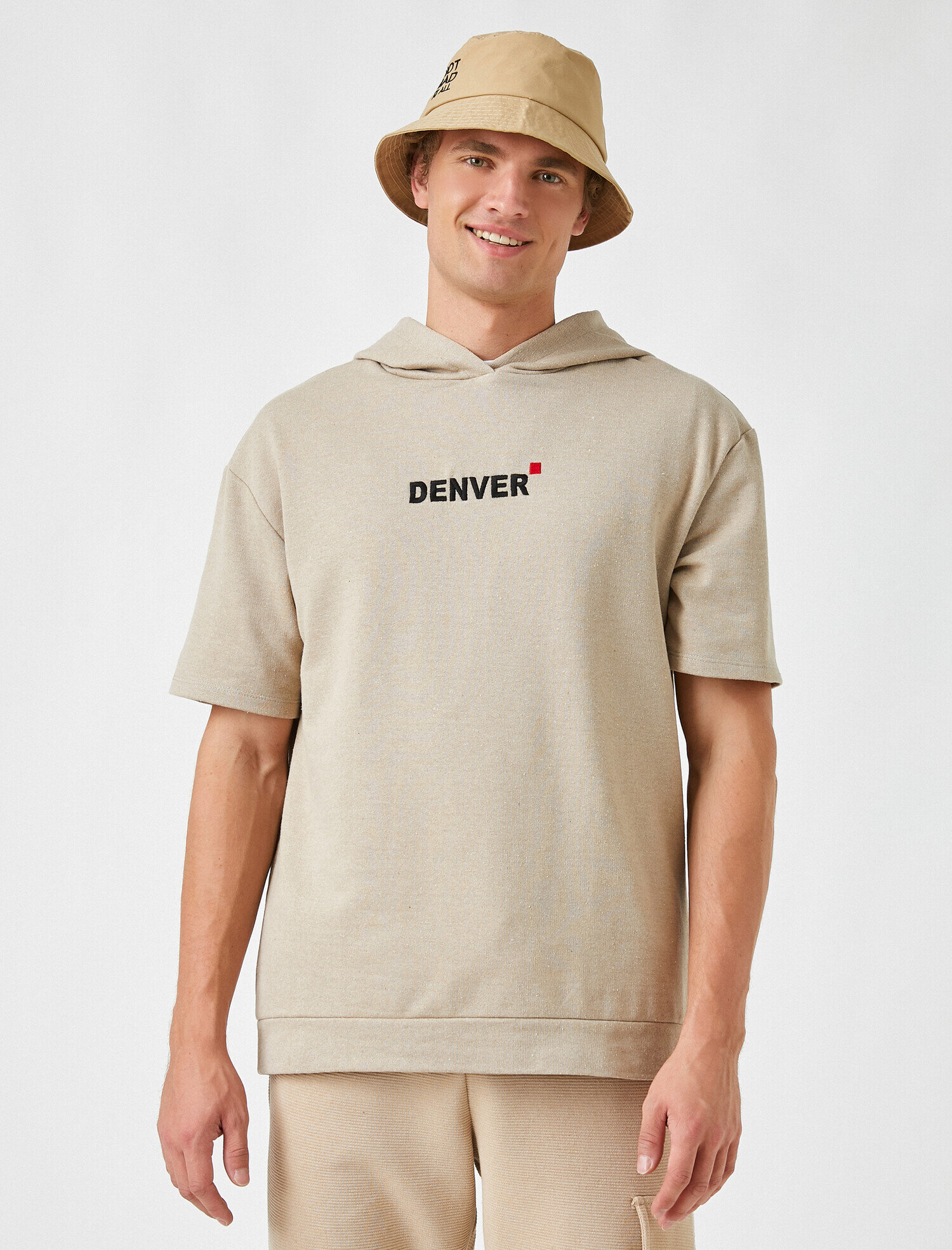   Kısa Kollu Kapüşonlu Sweatshirt Baskılı