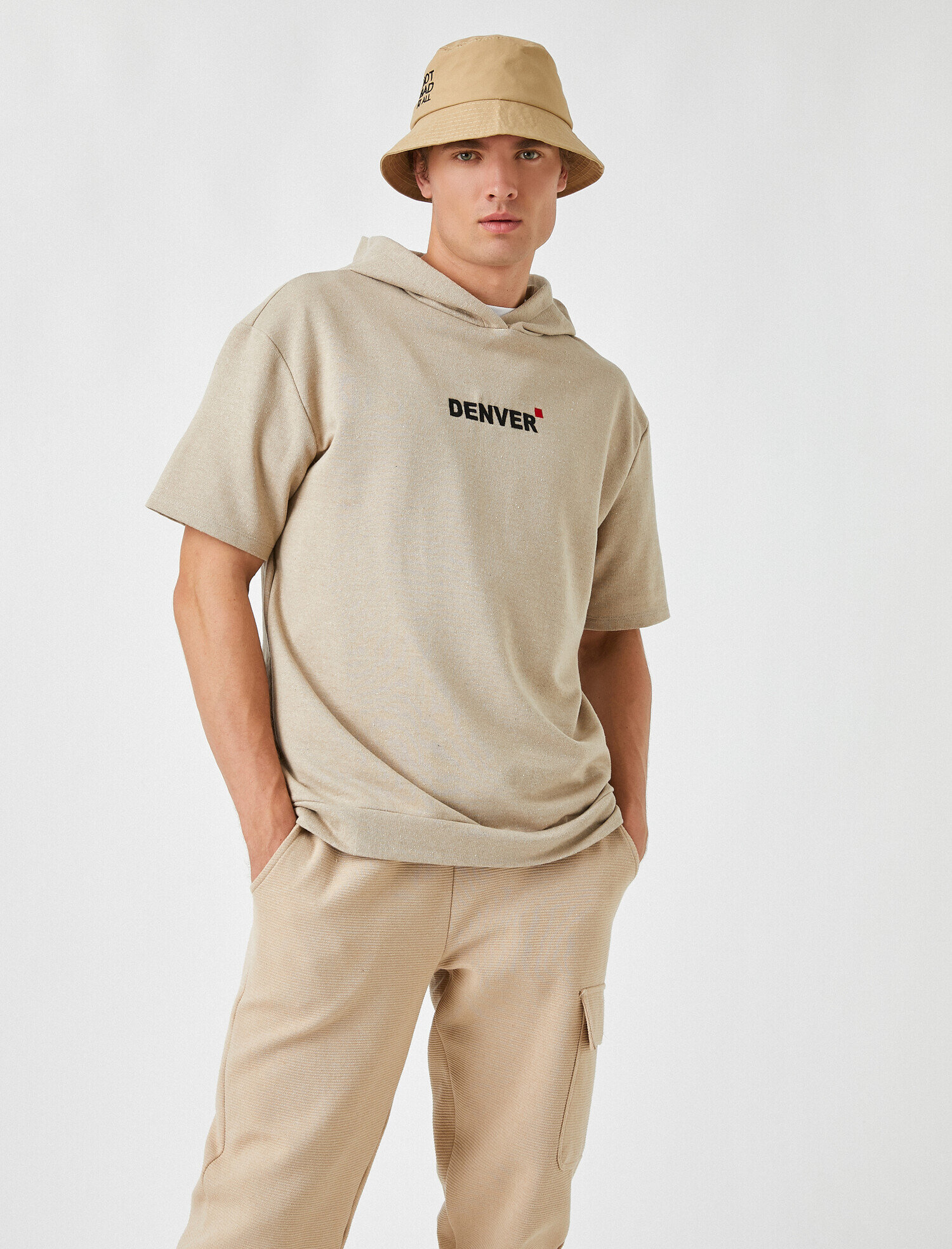   Kısa Kollu Kapüşonlu Sweatshirt Baskılı