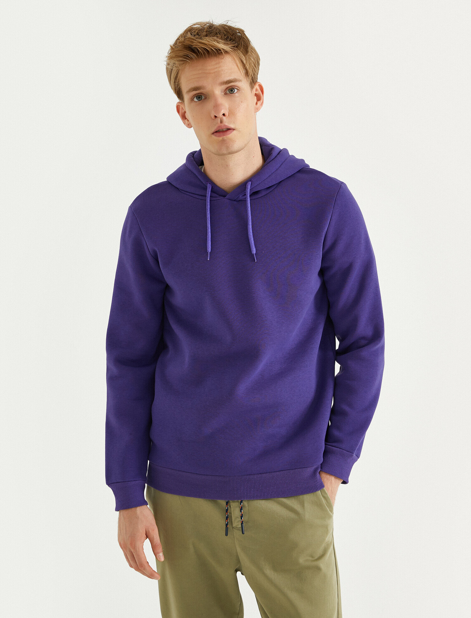 Basic Sweatshirt Kapüşonlu