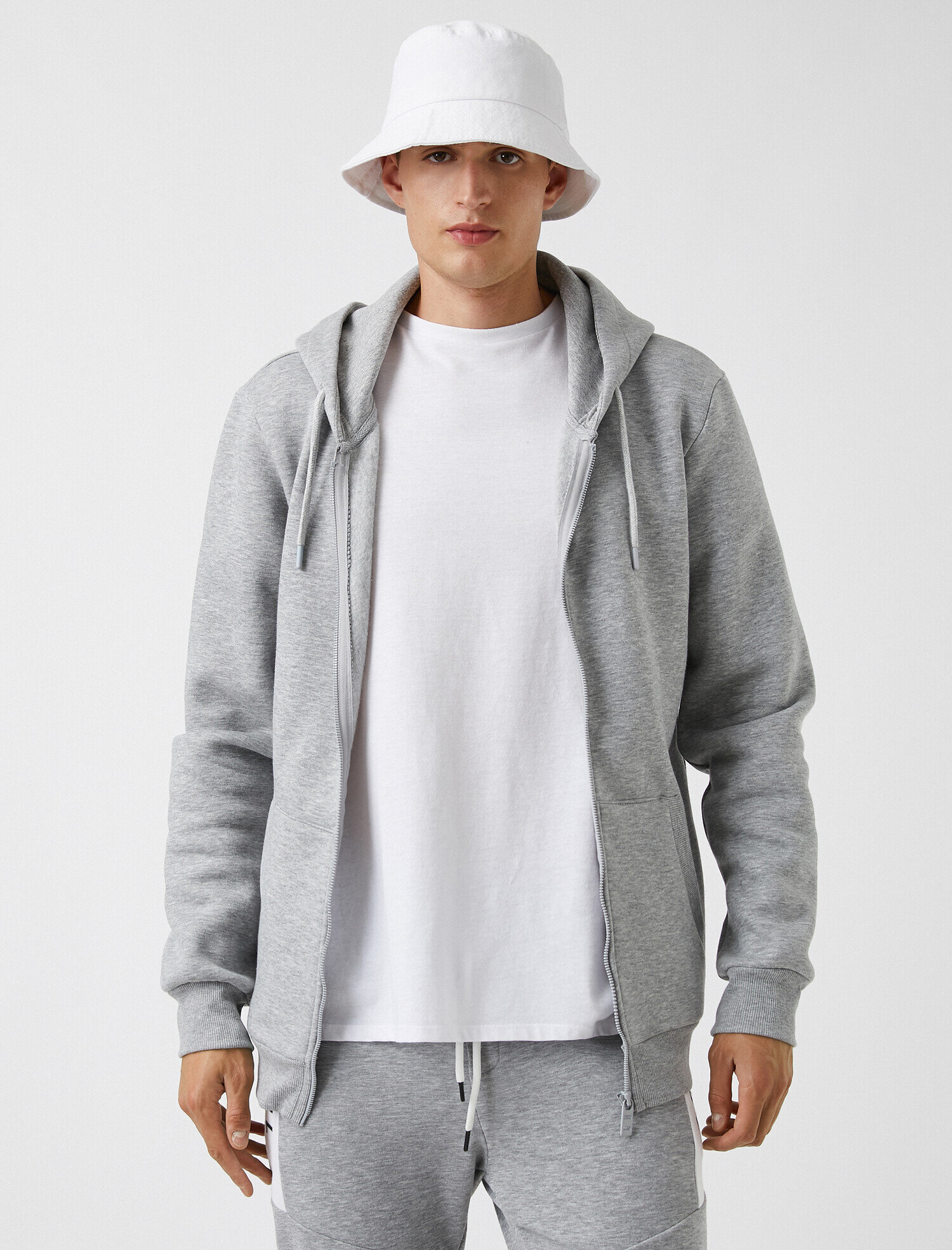   Fermuarlı Sweatshirt Kapüşonlu