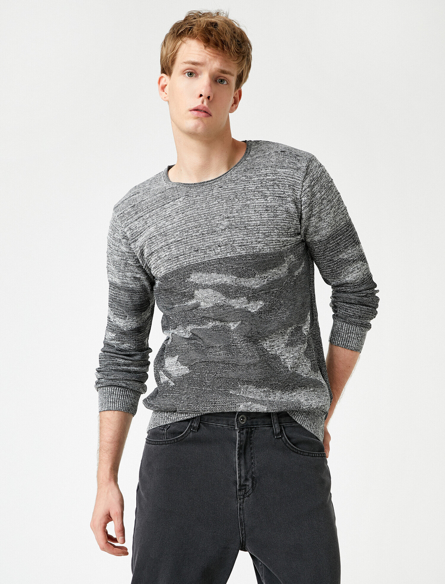   Kırçıllı Kazak Desenli