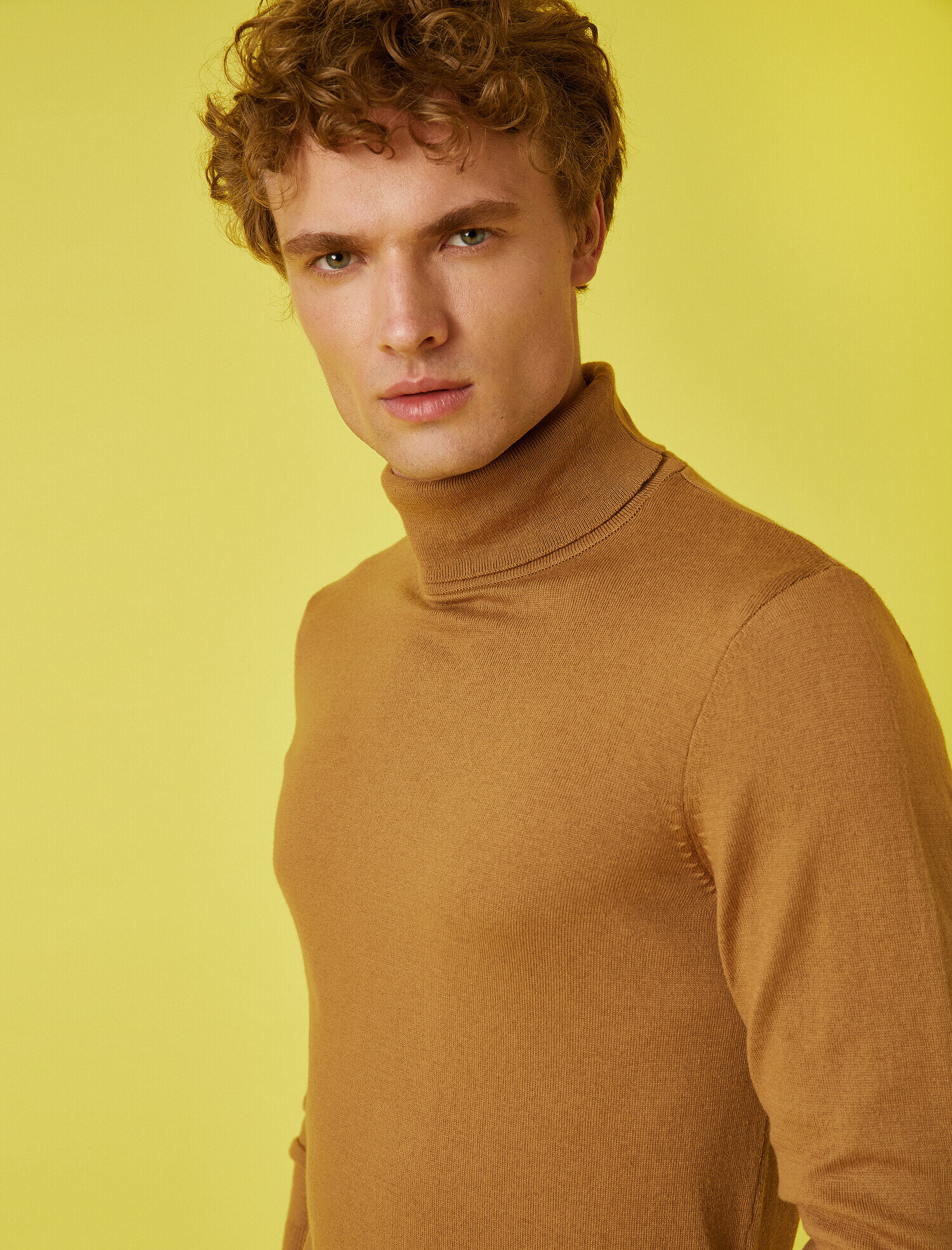   Basic Boğazlı Kazak