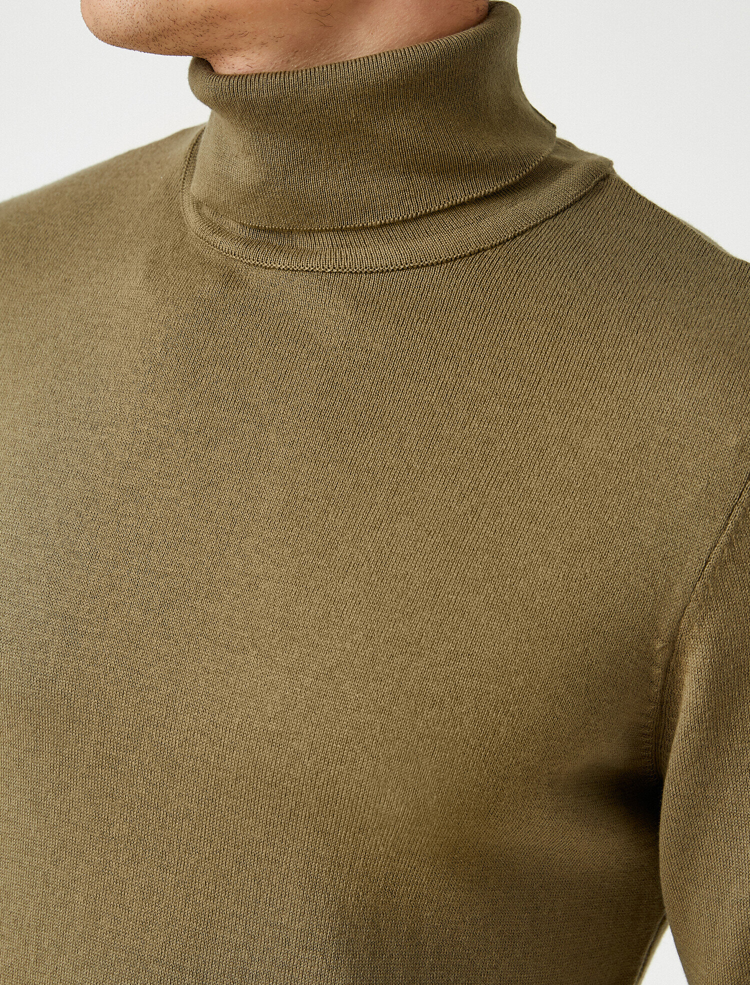   Basic Boğazlı Kazak