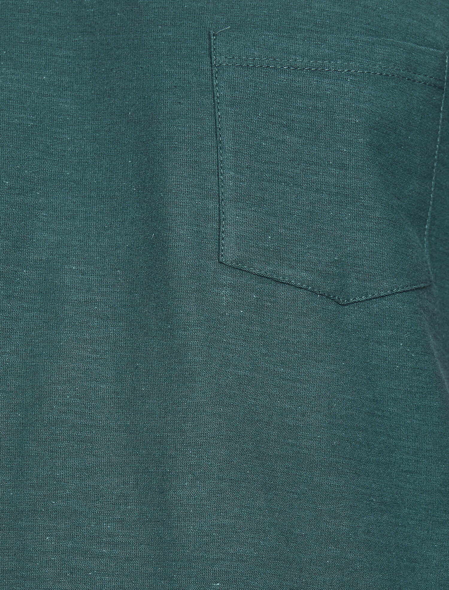   Cep Detaylı Tişört