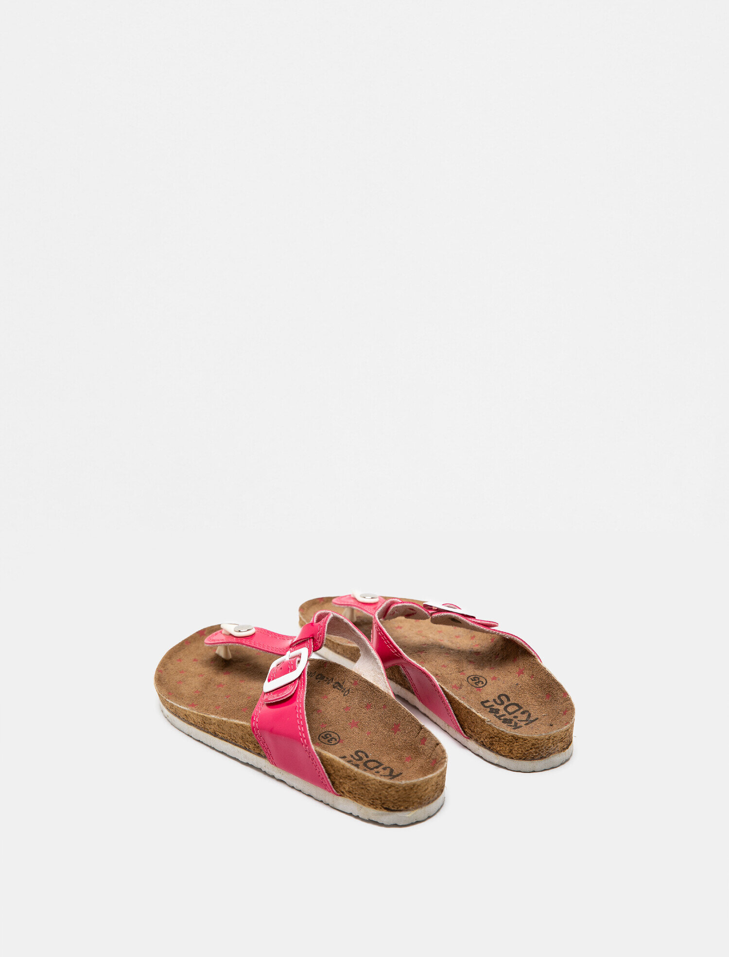  Kız Çocuk Tokalı Parmak Arası Terlik