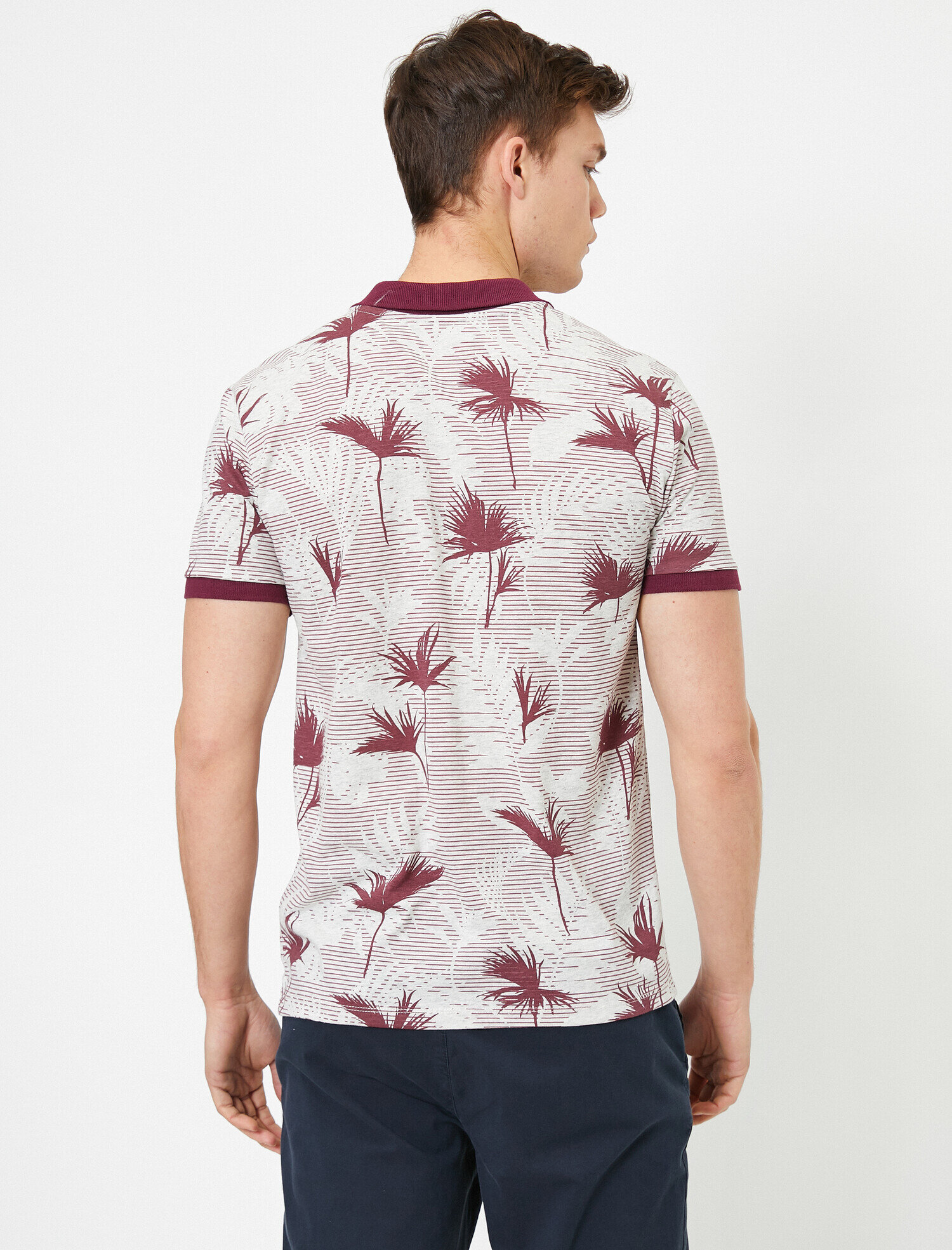   Polo Yaka Desenli Tişört