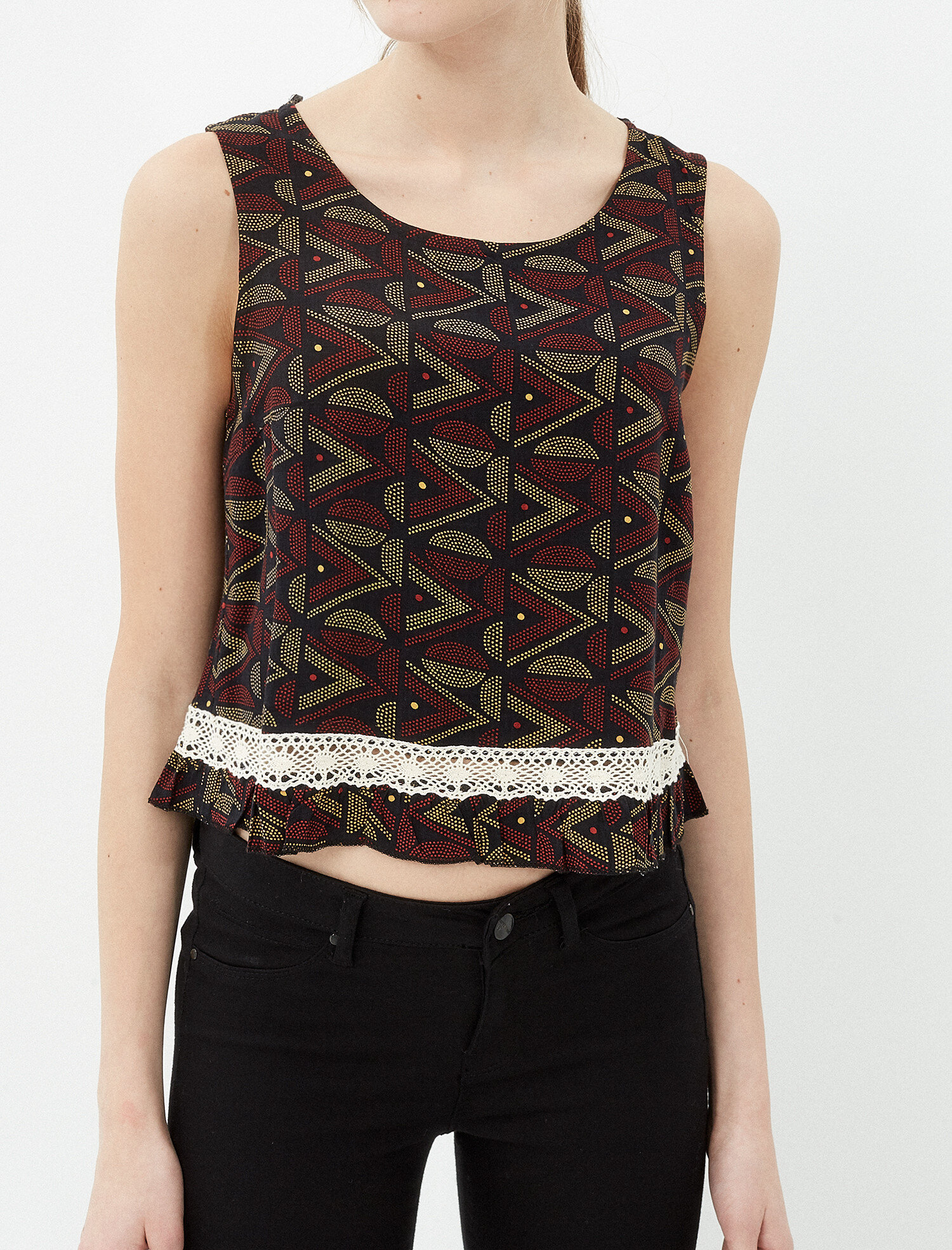   Dantel Detaylı Bluz