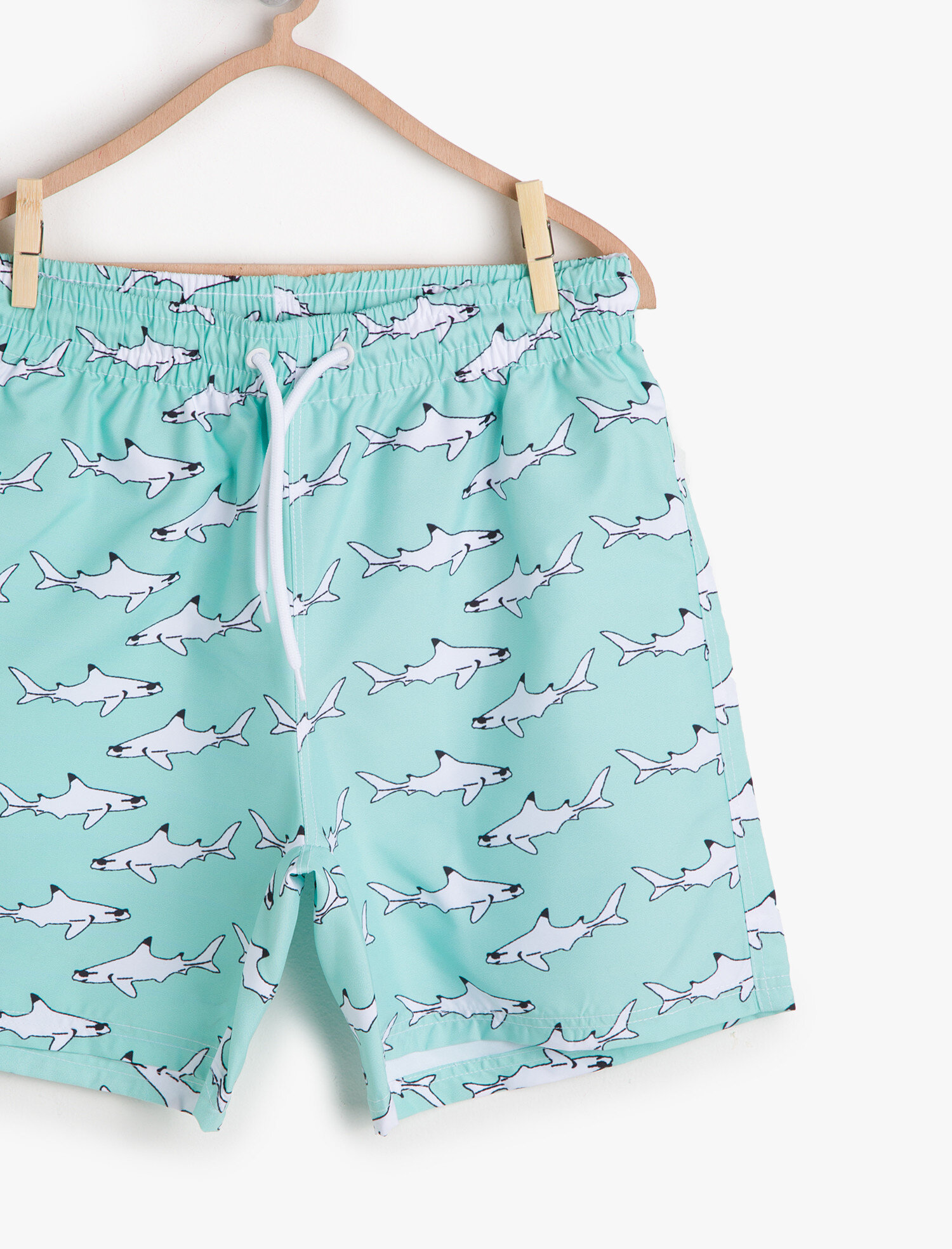  Erkek Çocuk Beli Bağlamalı Deniz Şortu Köpek Balığı Baskılı