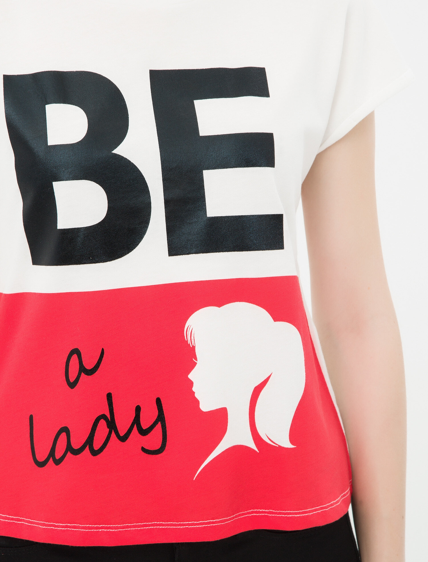   Yazılı Baskılı Tişört