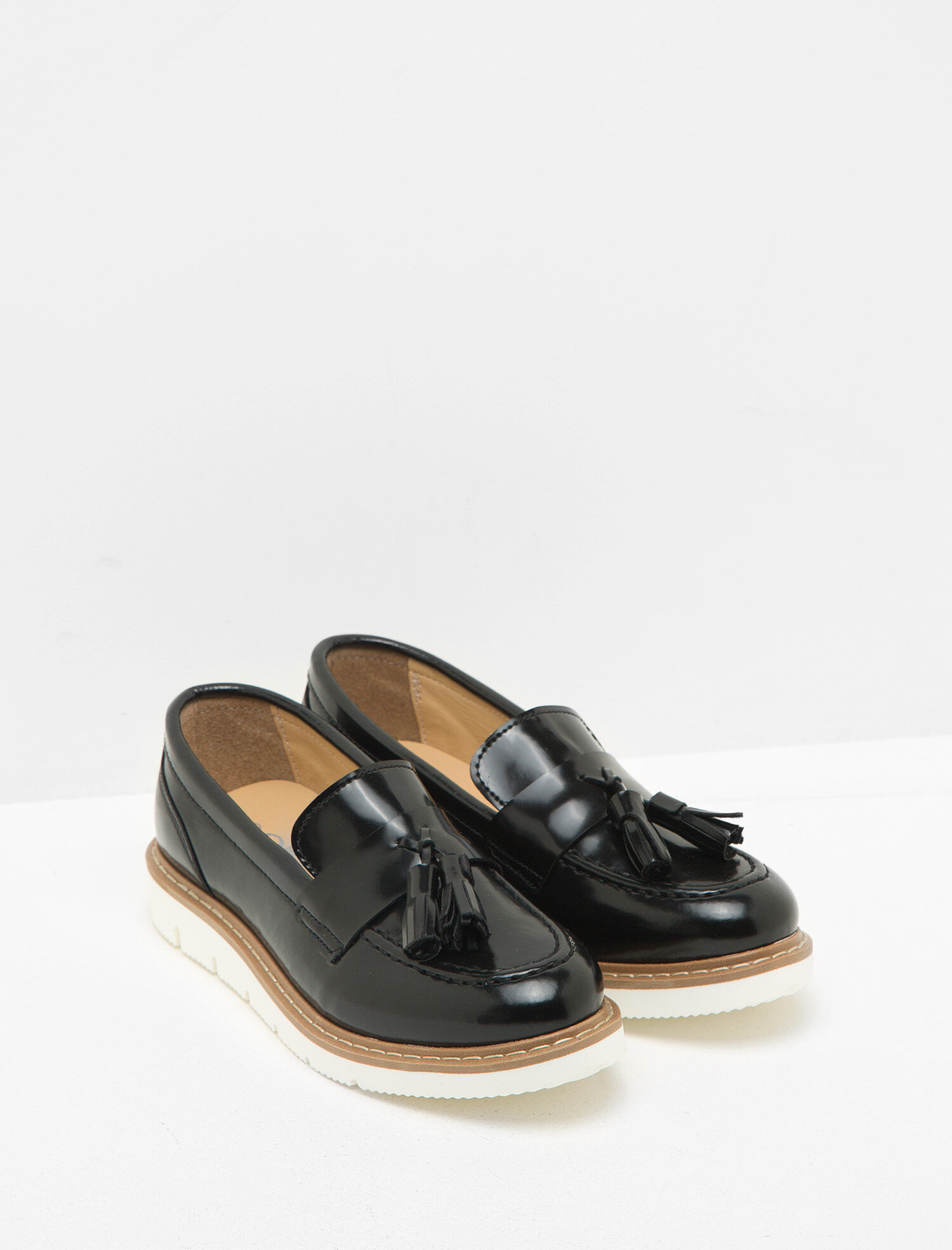  Kadın Fiyonk Detaylı Ayakkabı