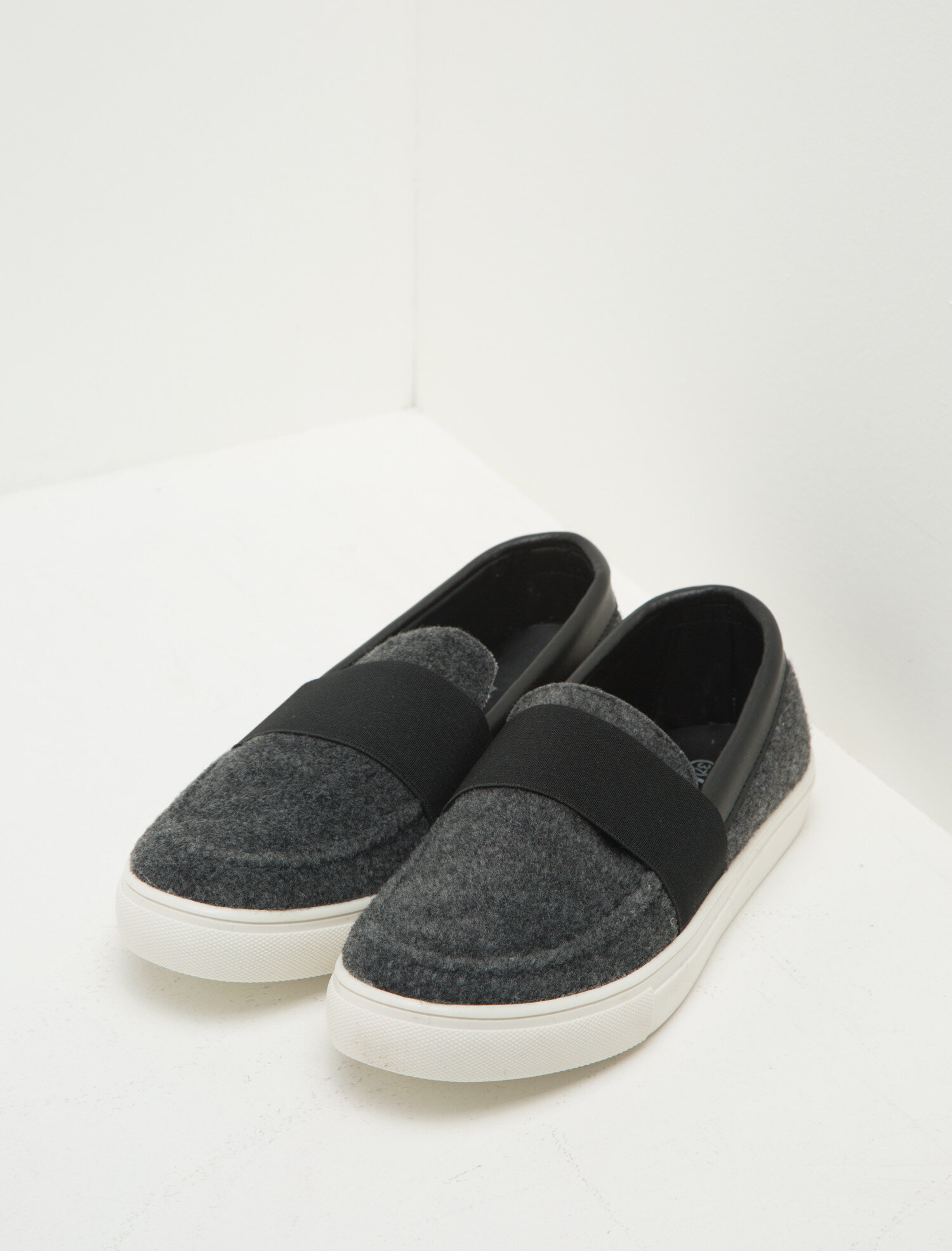  Kadın Bağcıksız Spor Ayakkabı