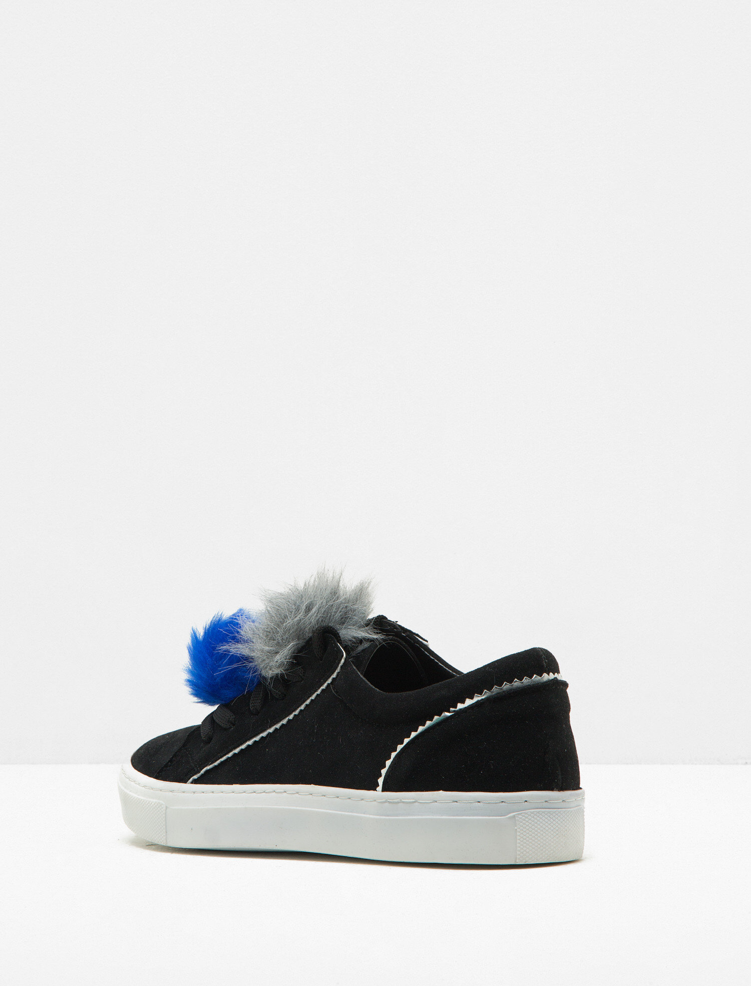  Kadın Bağcıklı Spor Ayakkabı