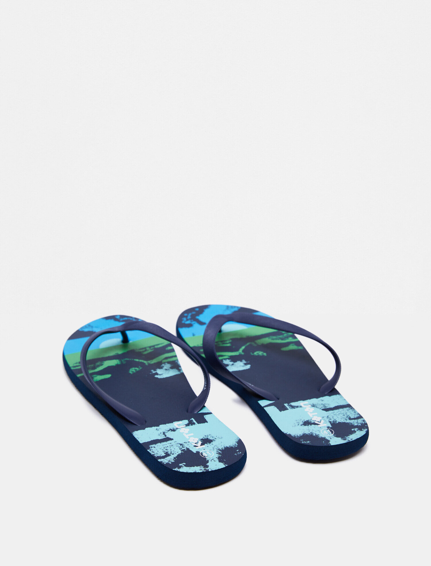  Erkek Parmak Arası Terlik