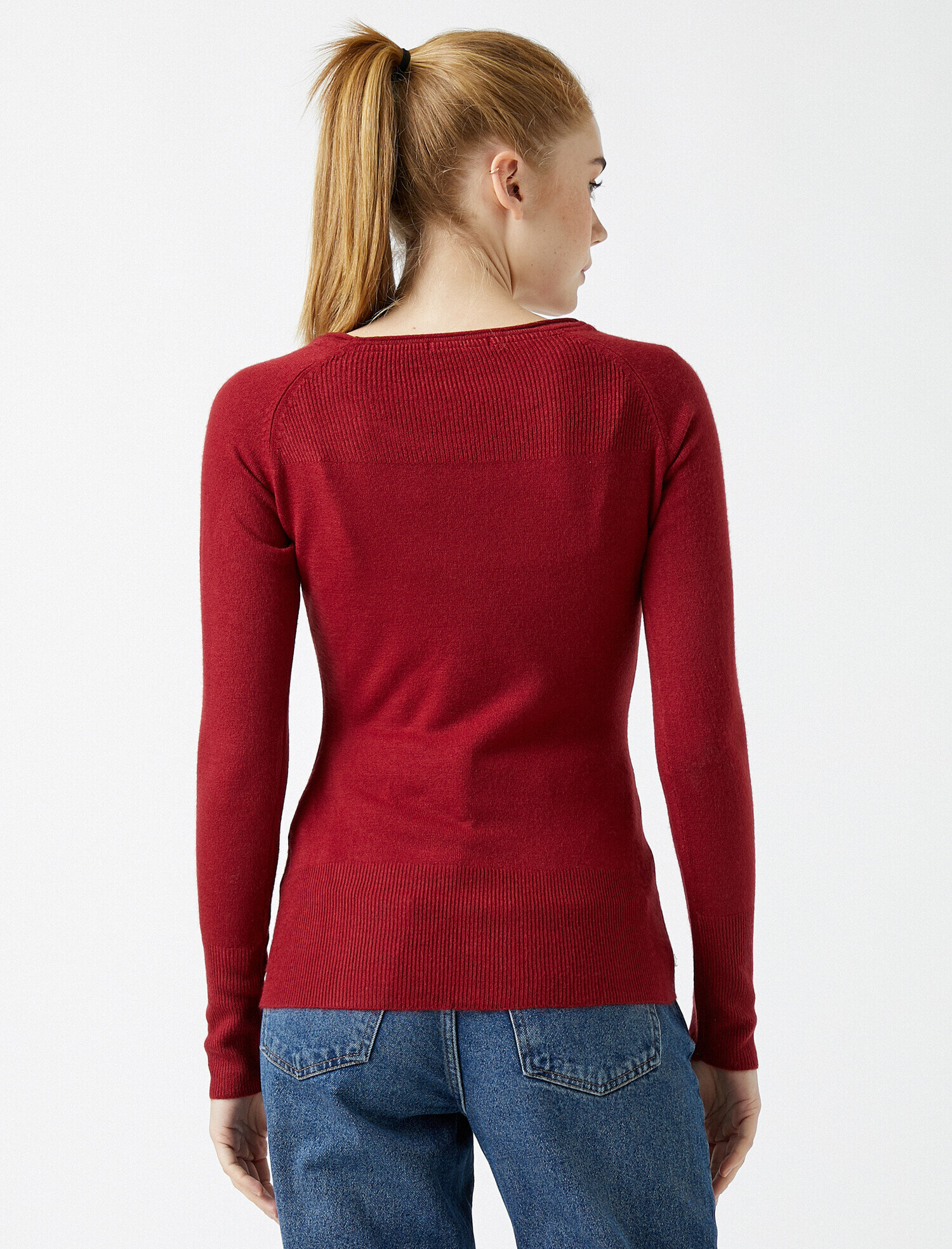   Oyuk Yaka Triko Kazak