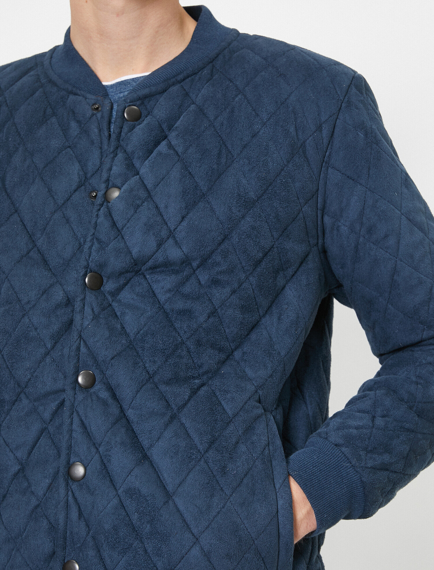   Bomber Yaka Mont