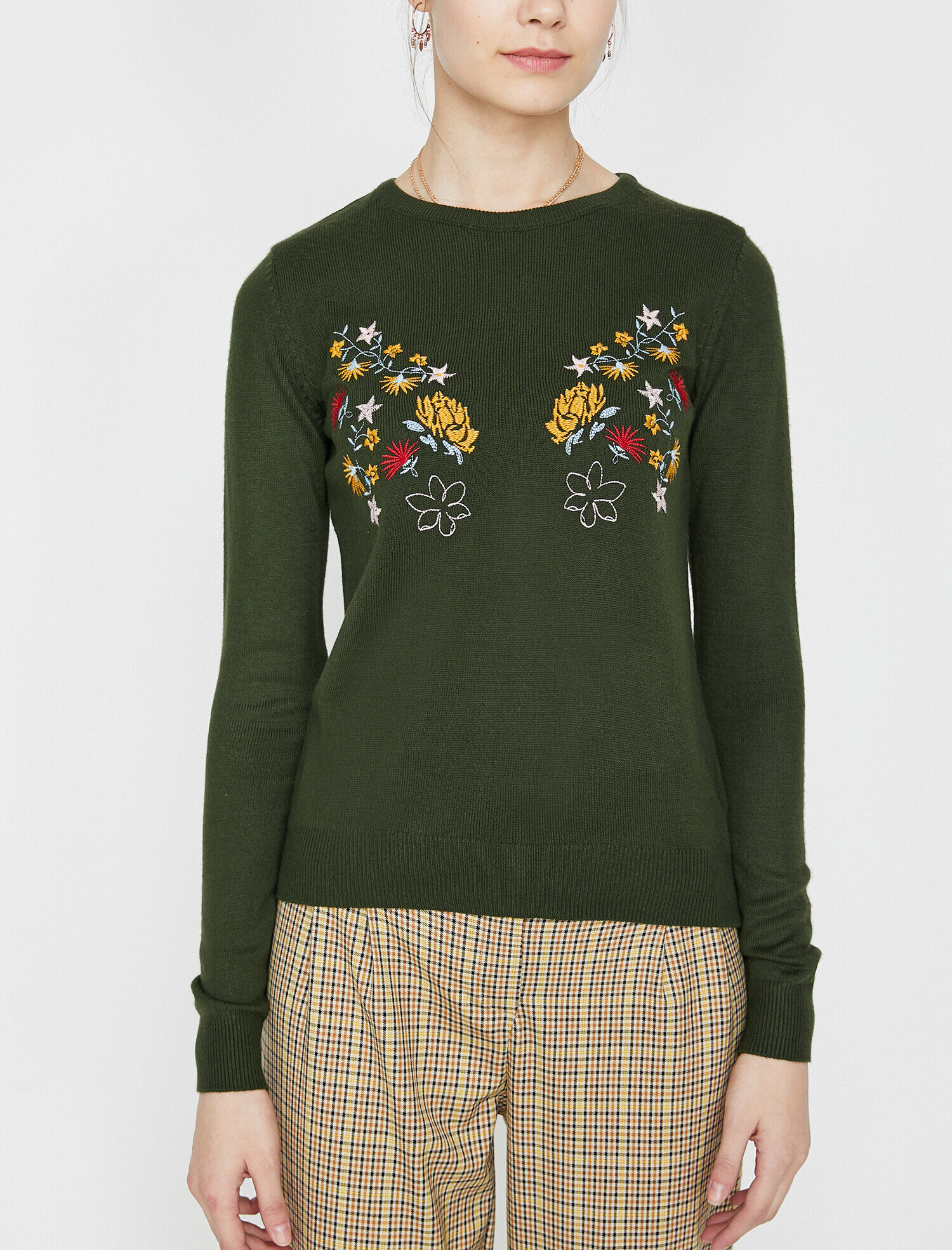   İşleme Detaylı Triko Kazak