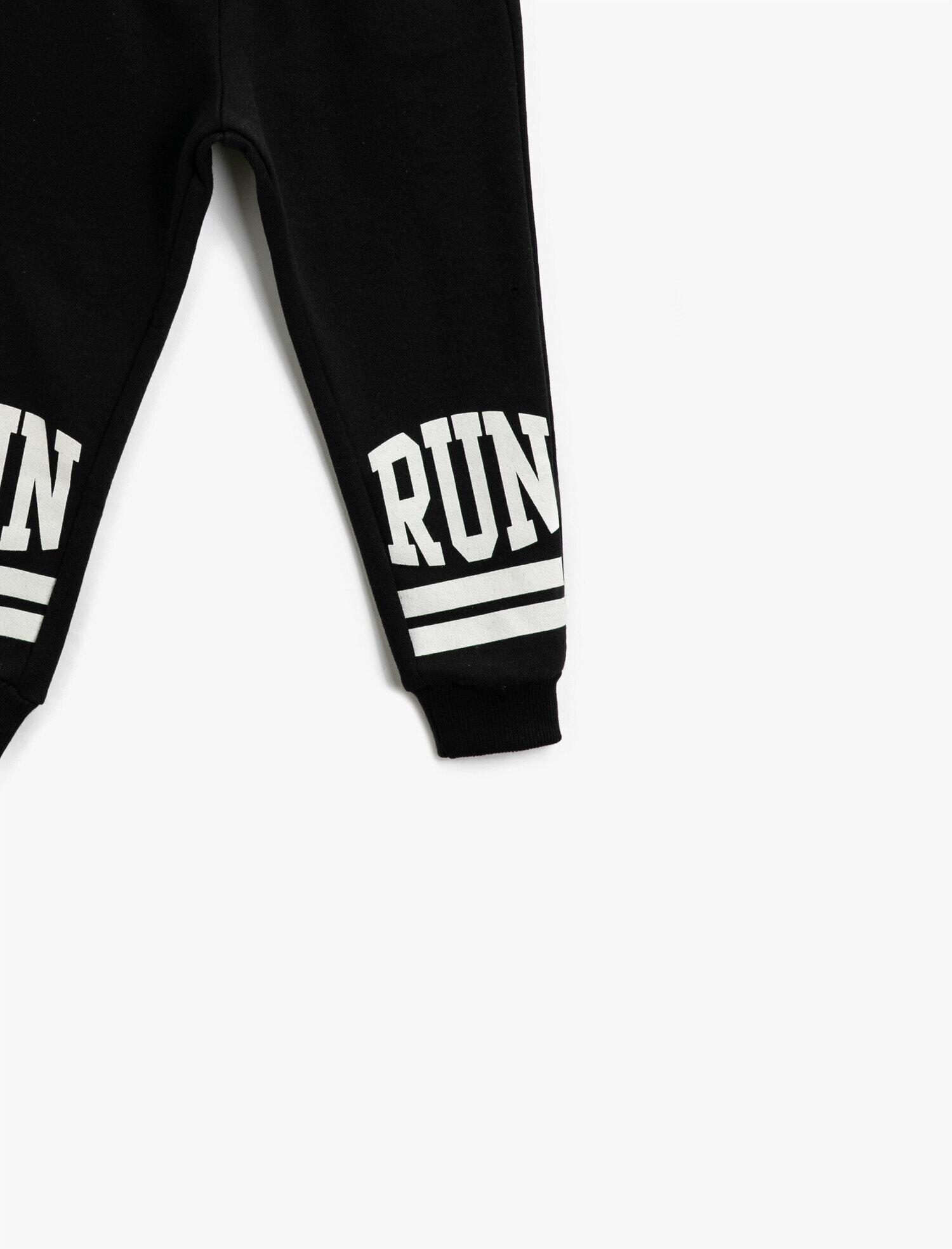  Erkek Çocuk Eşofman Altı Baskılı Belden Bağlamalı