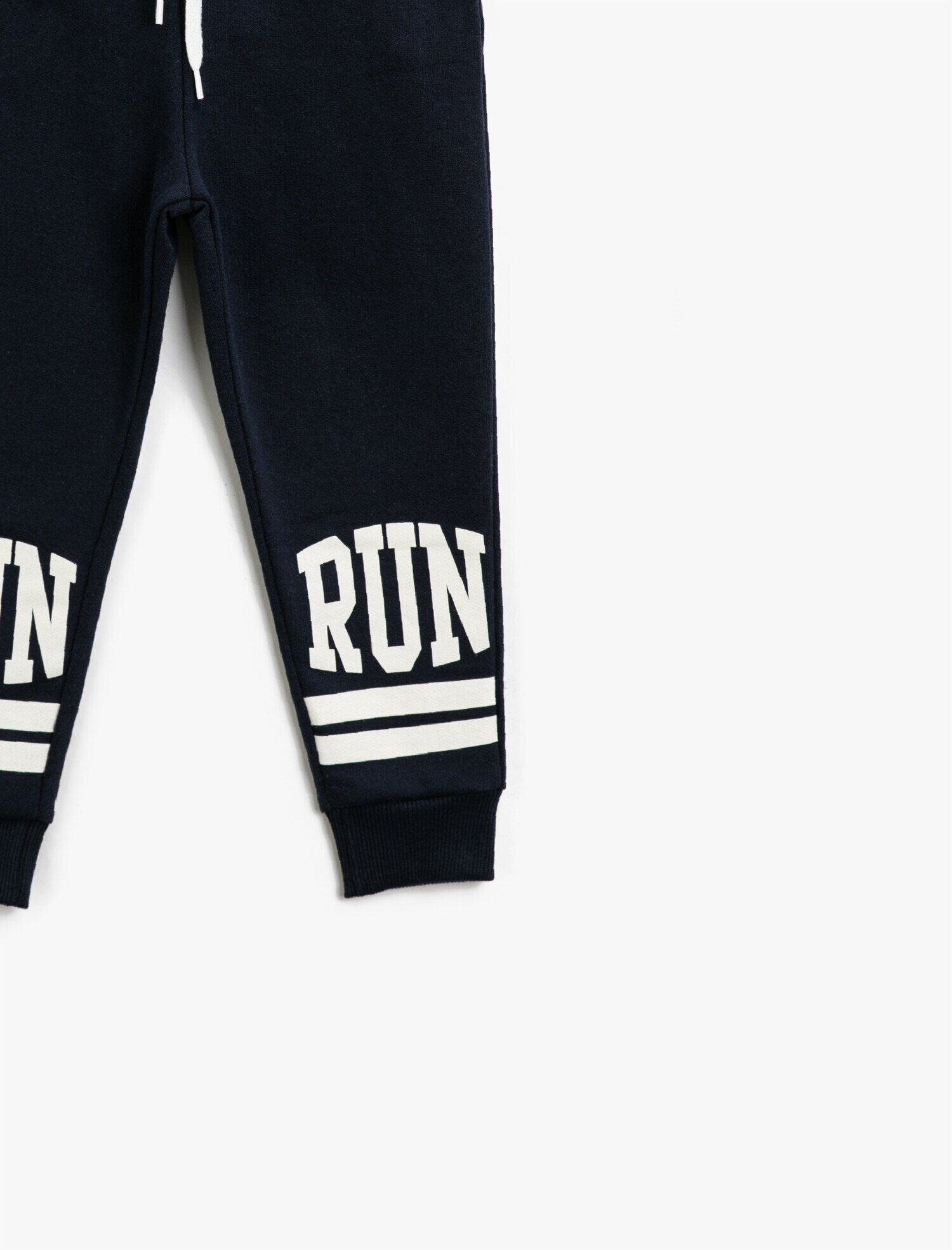  Erkek Çocuk Eşofman Altı Baskılı Belden Bağlamalı