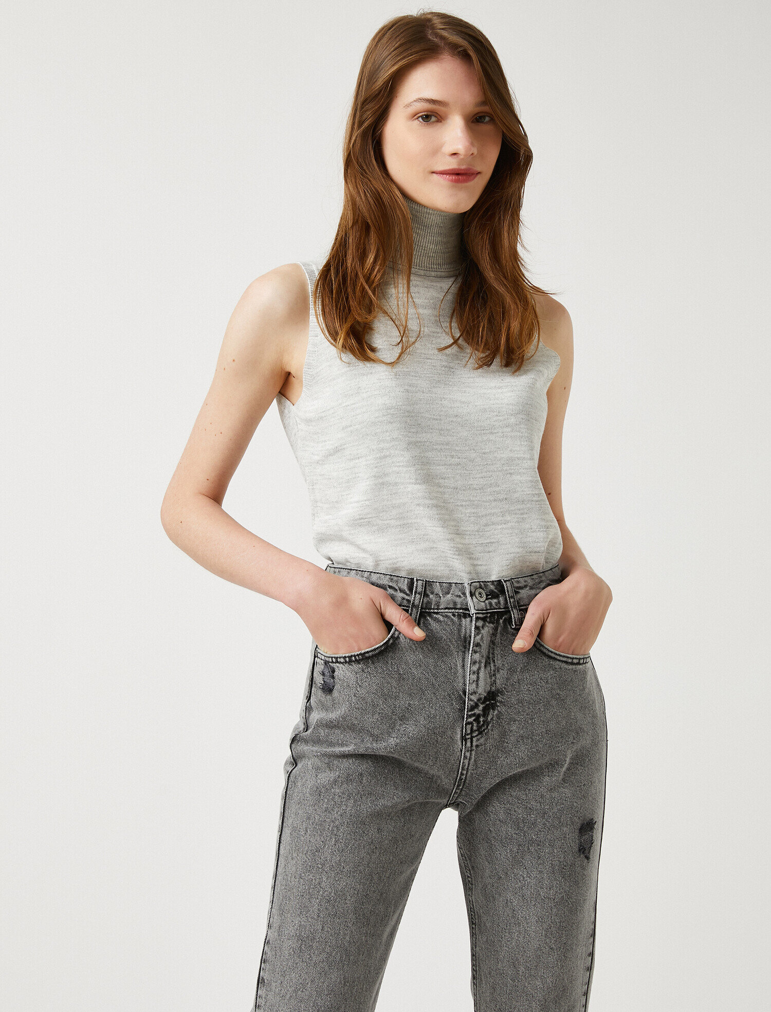   Balıkçı Yaka Kolsuz Triko Atlet