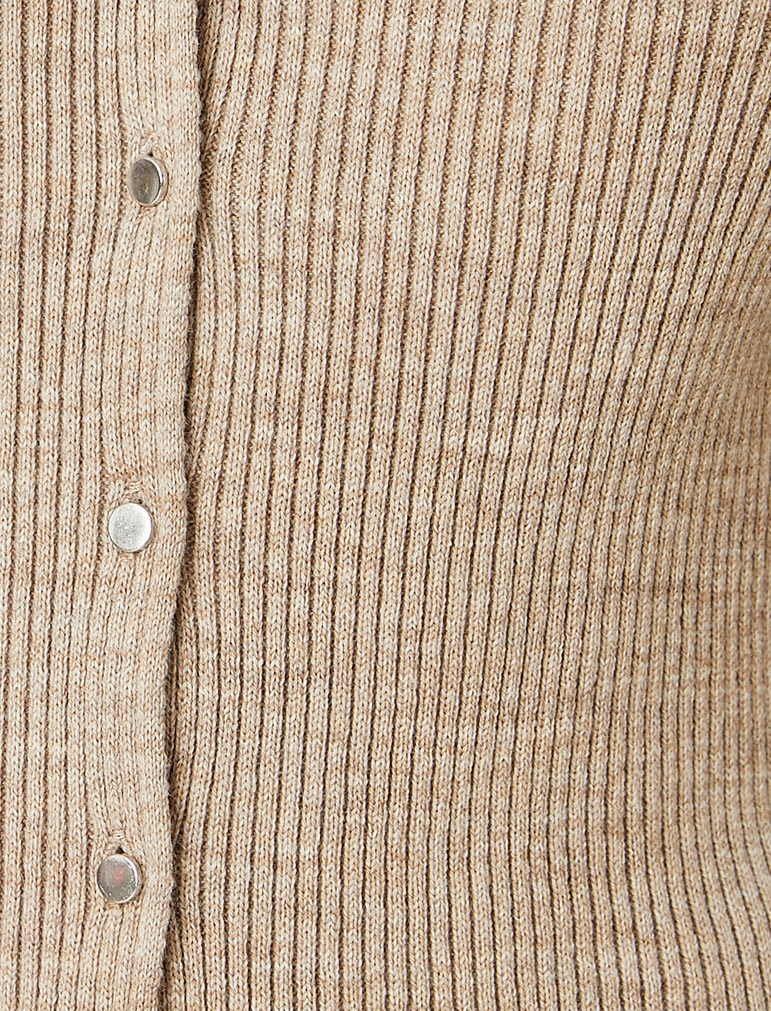   Ribanalı Triko Hırka Düğmeli