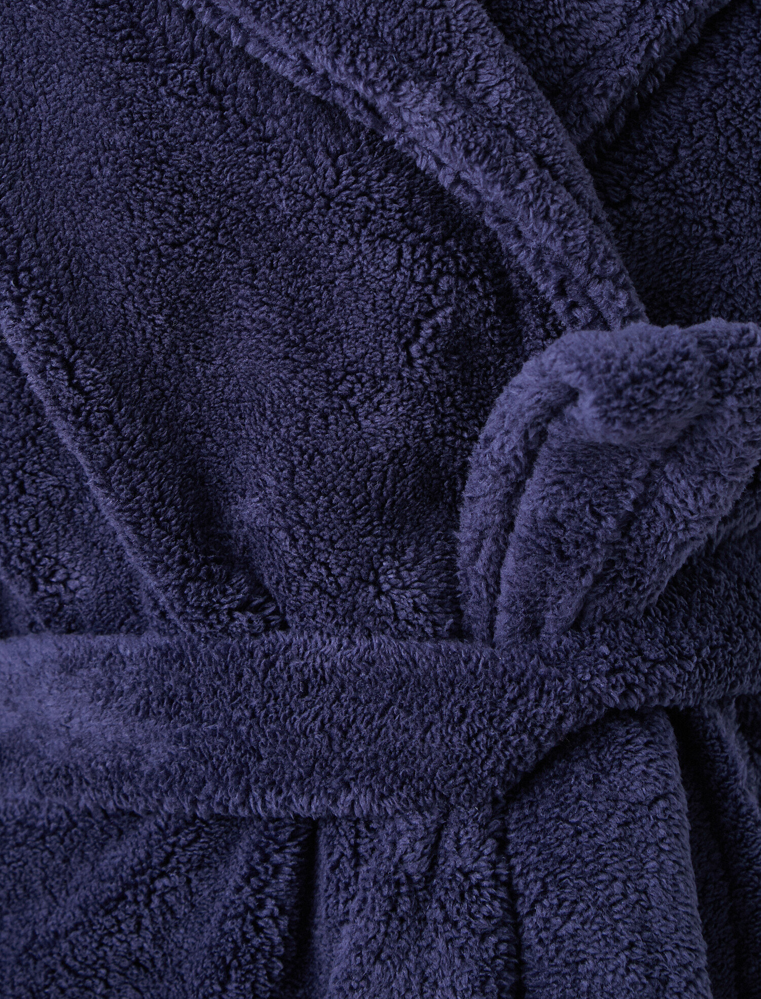   Peluş Kapüşonlu Nakışlı Sloganlı Sabahlık