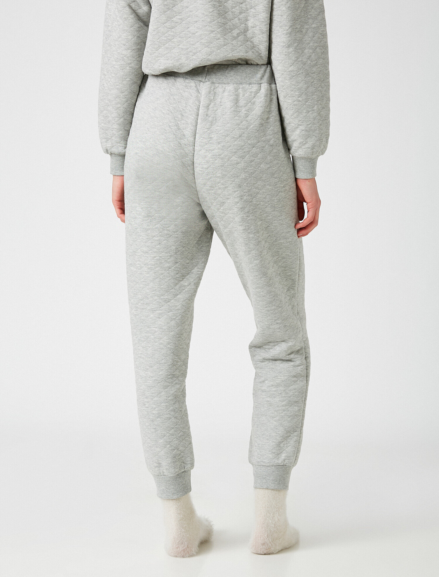   Kapitoneli Pijama Altı