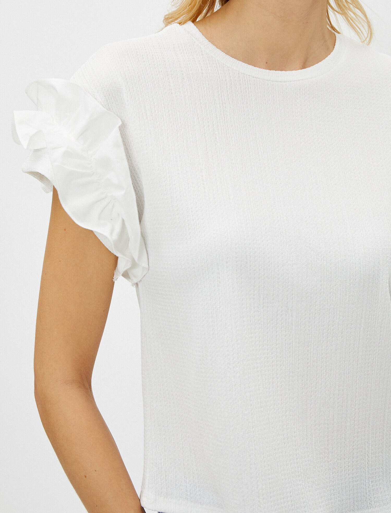   Fırfırlı Tişört Kısa Kollu