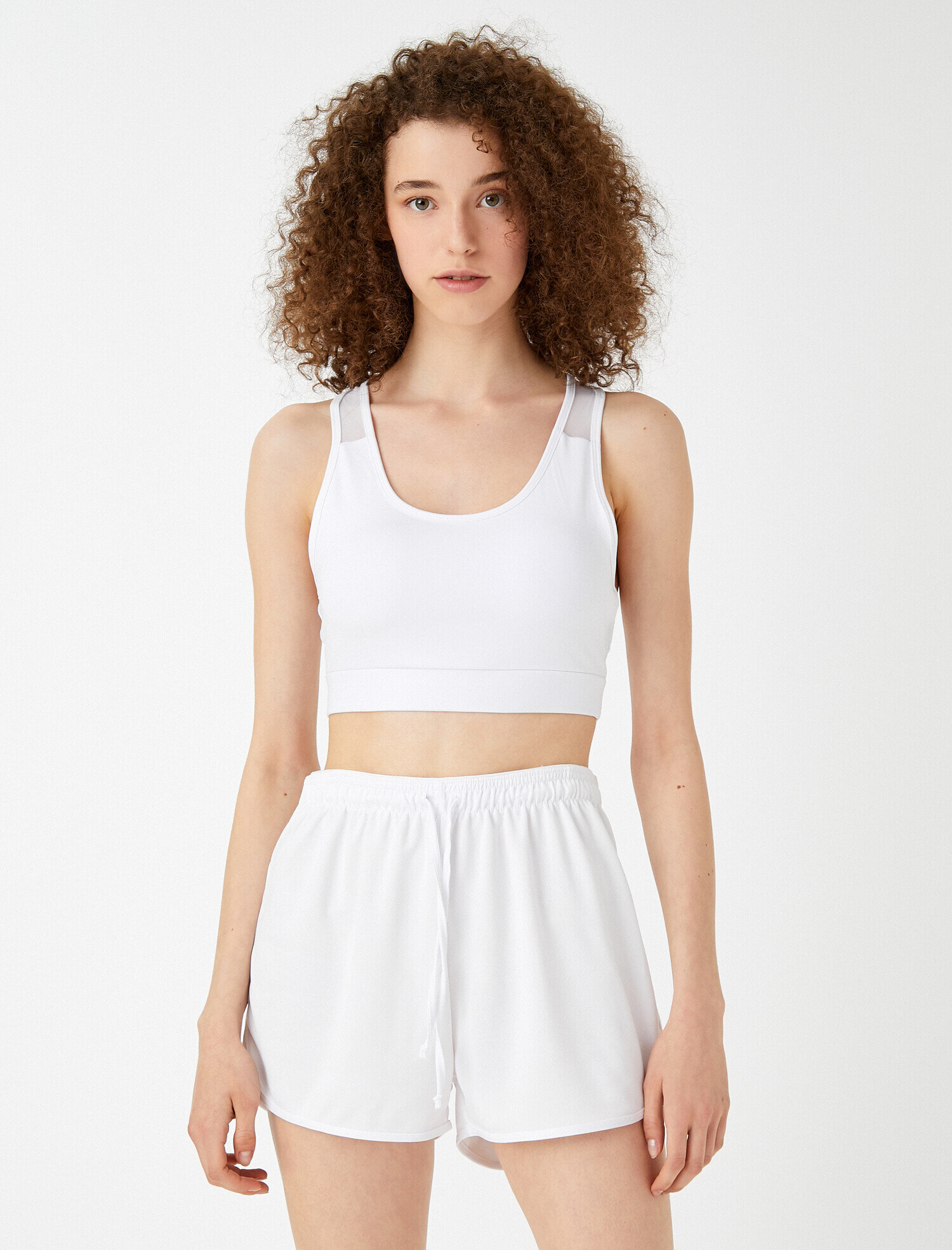   Sırt Detaylı Sporcu Sütyeni