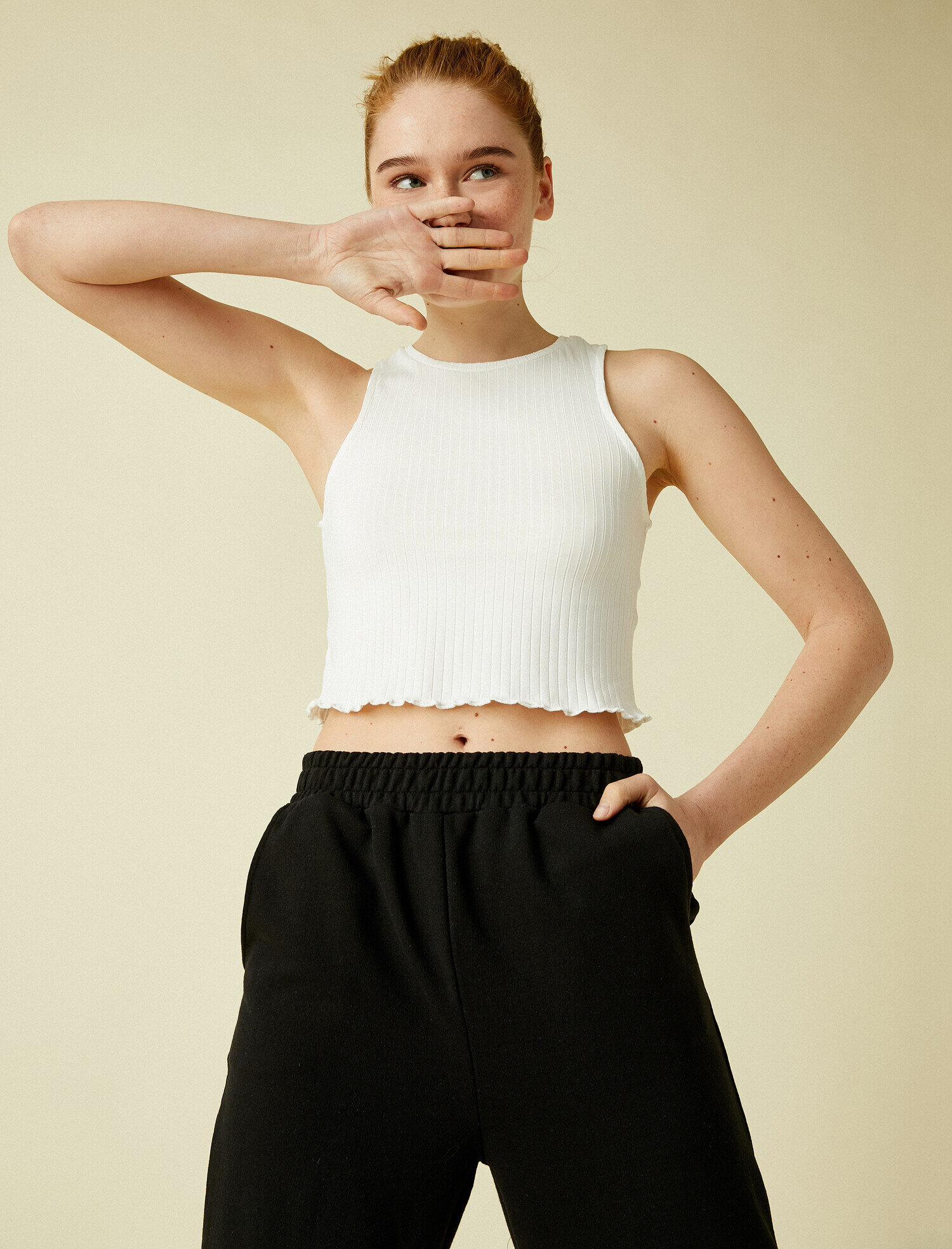   Crop Atlet Halter Yaka Tanktop