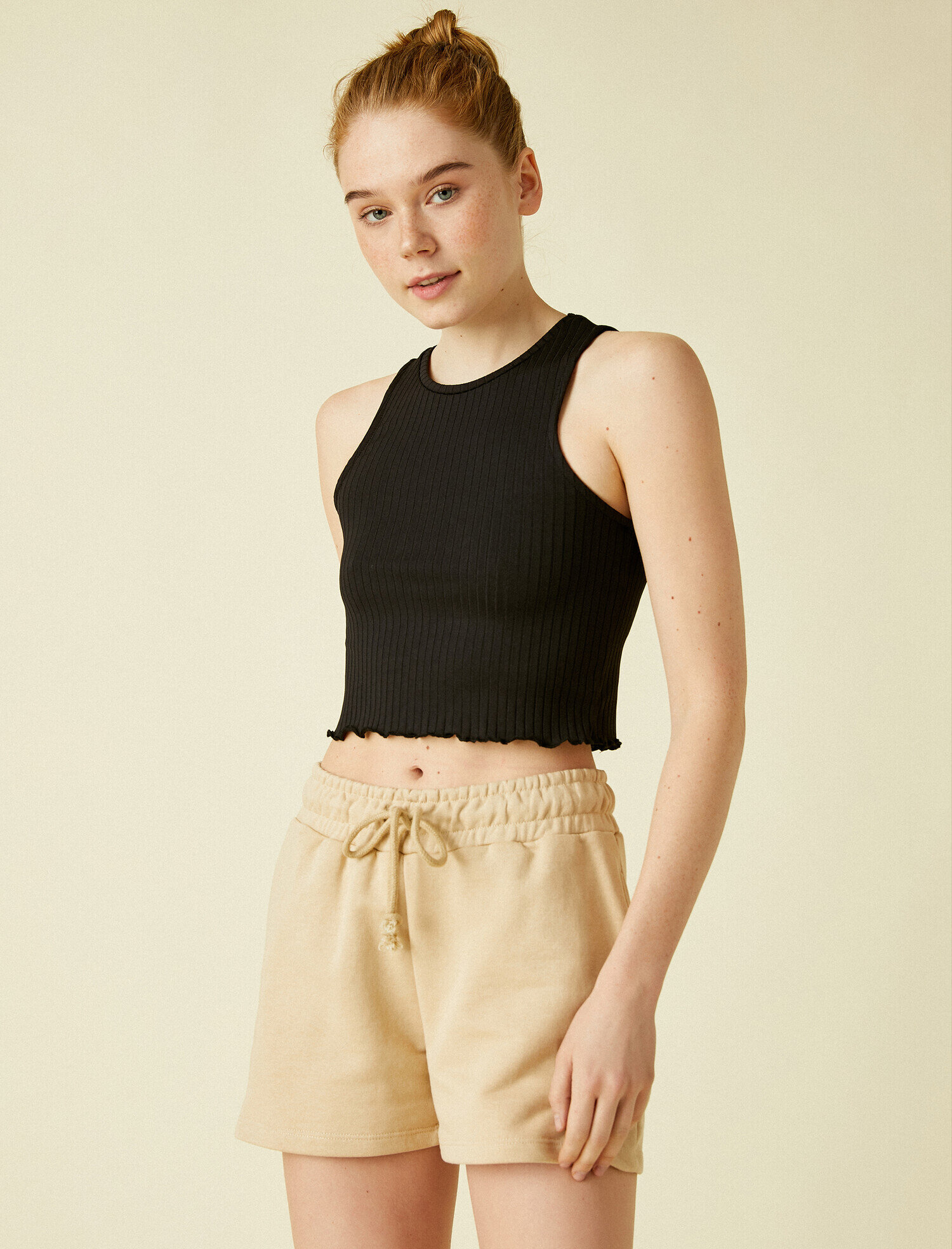   Crop Atlet Halter Yaka Tanktop