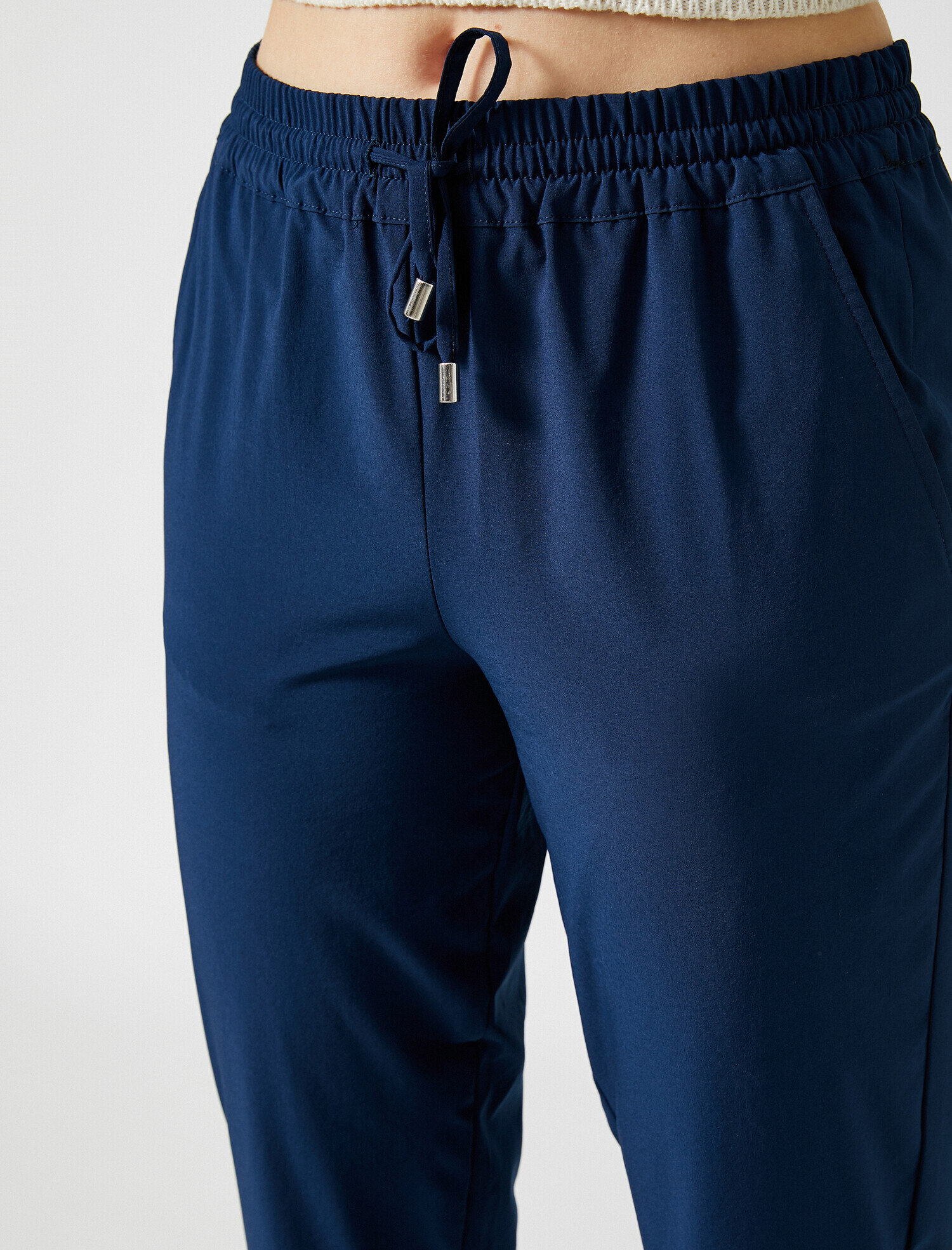   Belden Bağlamalı Pantolon