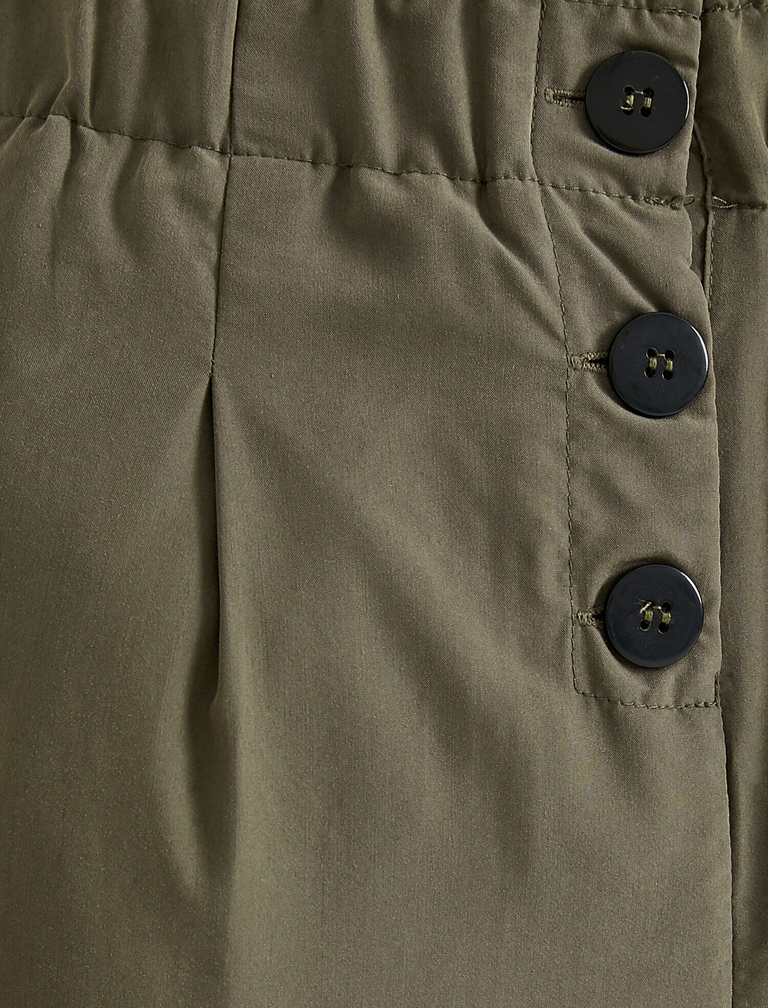   Düğme Detaylı Pantolon