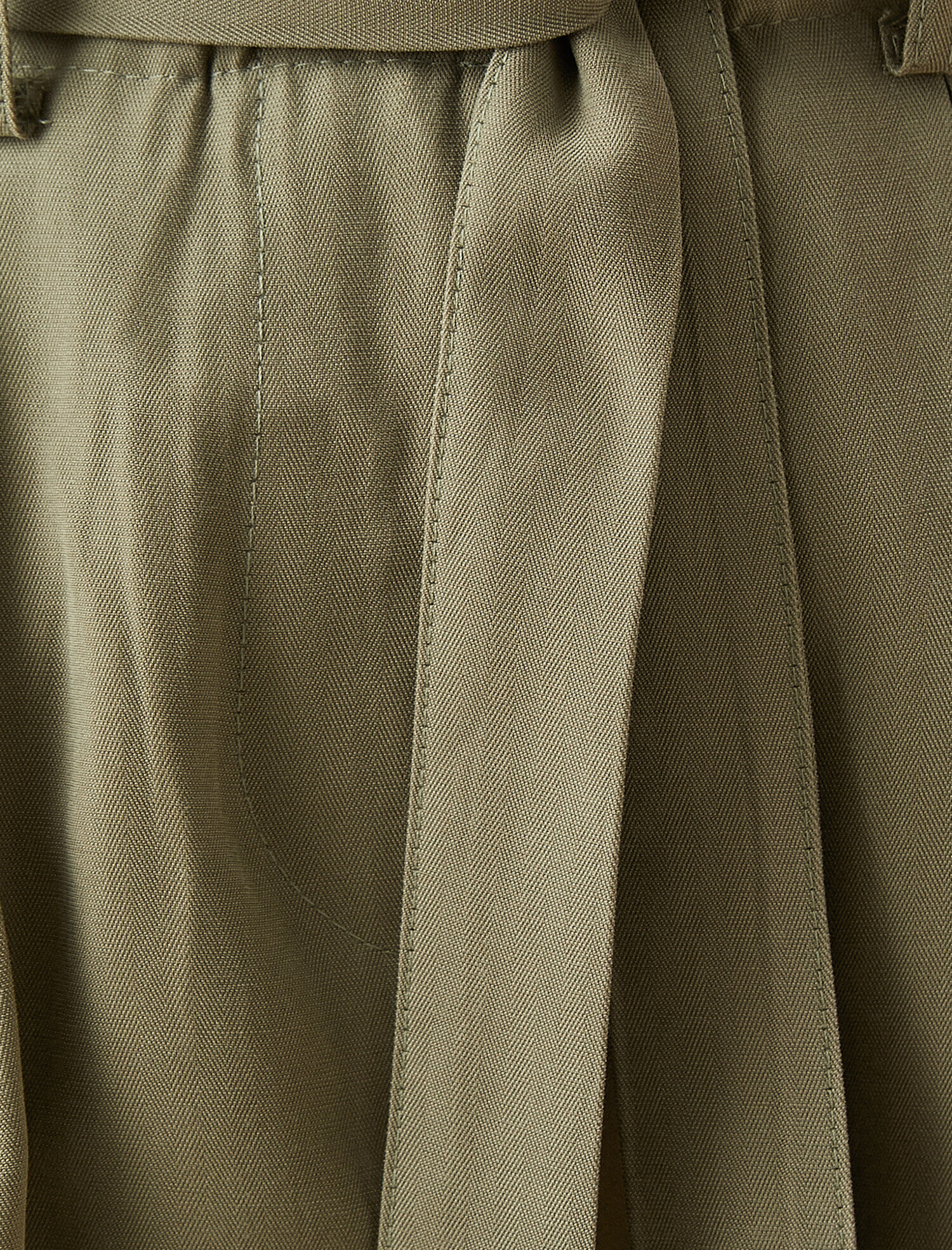   Kemerli Pantolon Geniş Paça