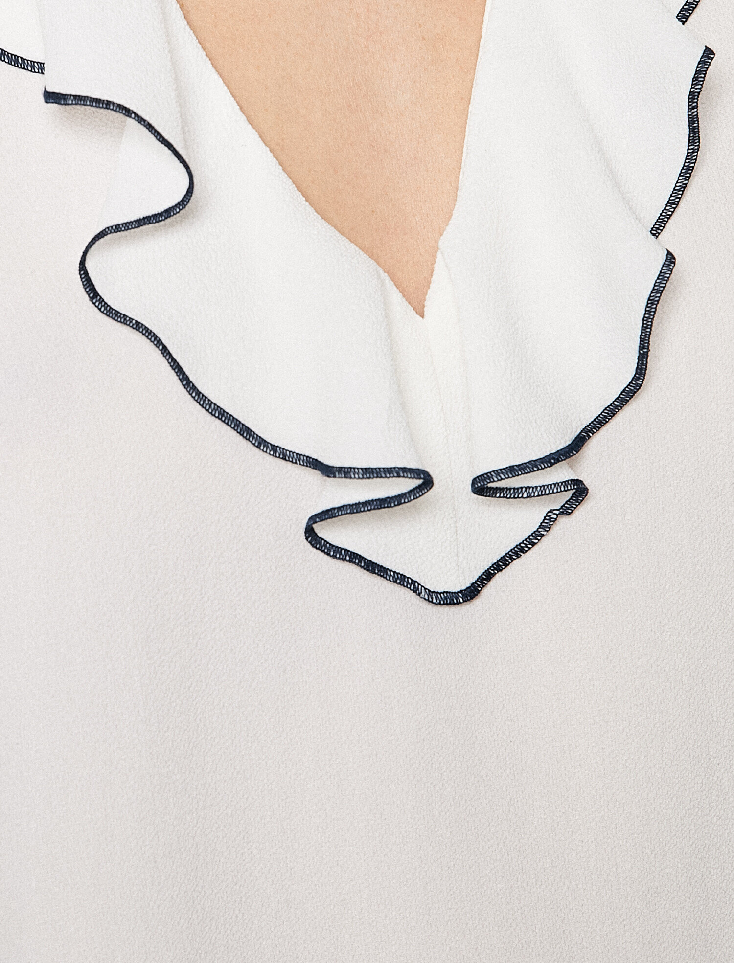   Fırfır Detaylı Bluz