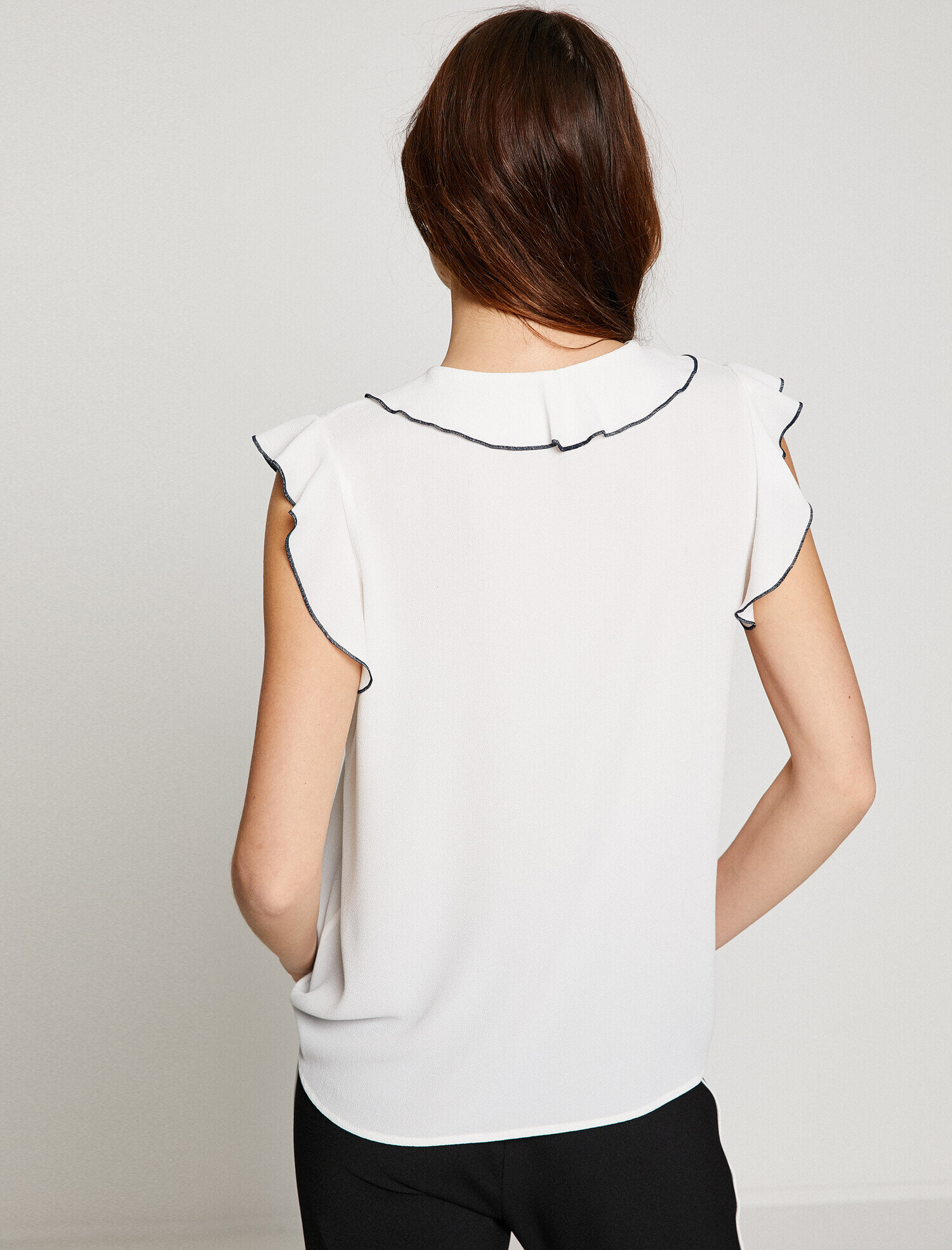   Fırfır Detaylı Bluz