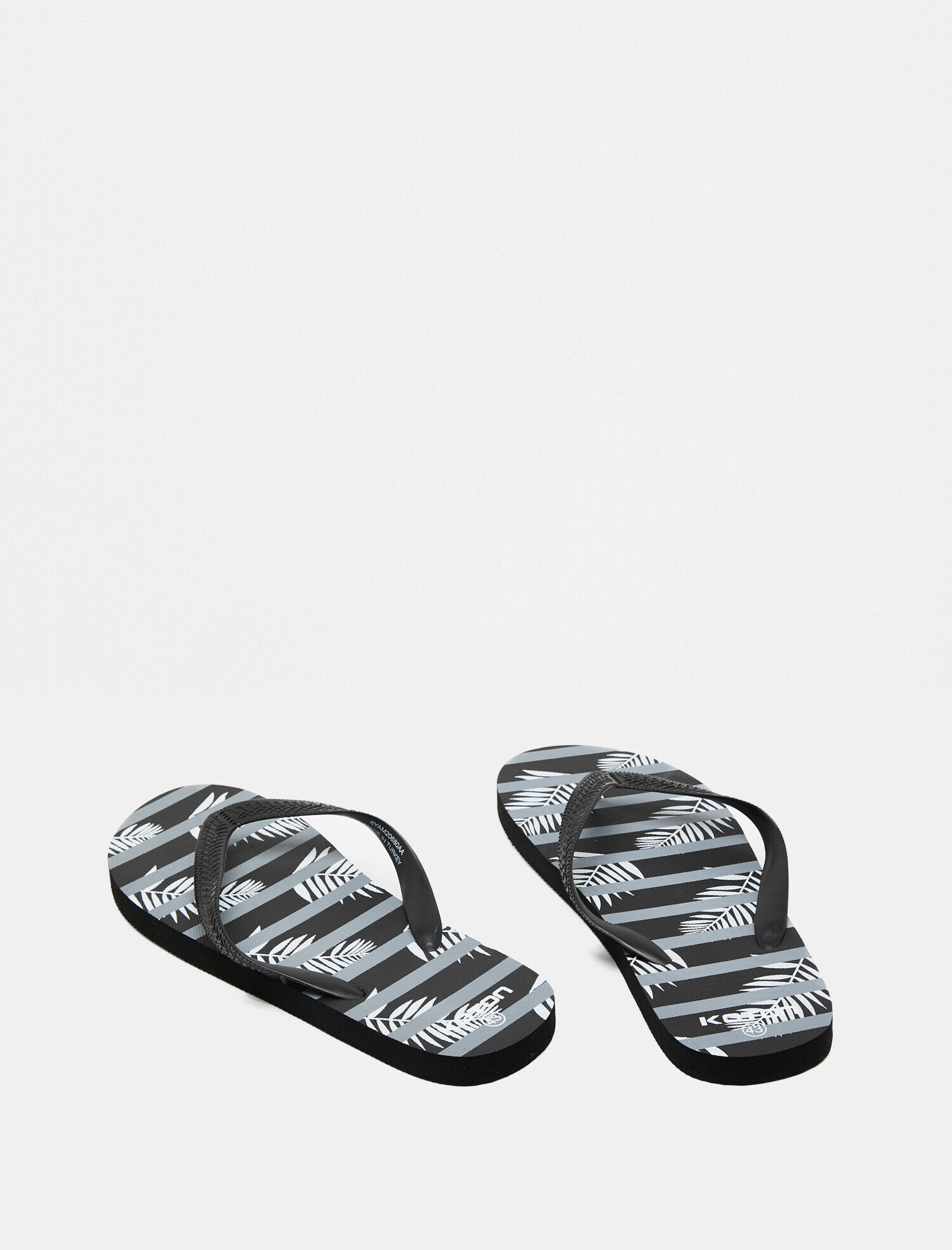  Erkek Desenli Parmak Arası Terlik