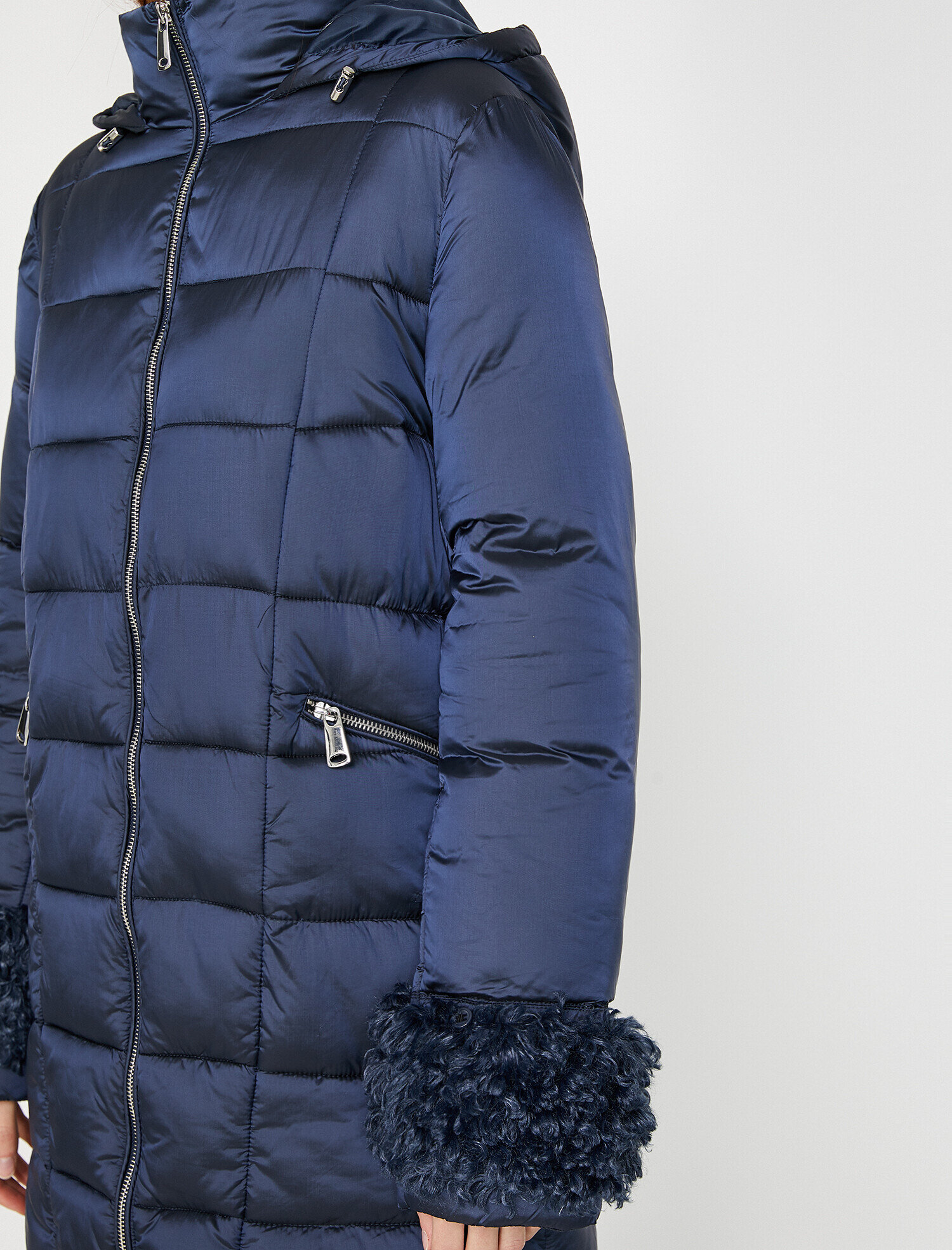   Suni Kürk Detaylı Uzun Şişme Mont