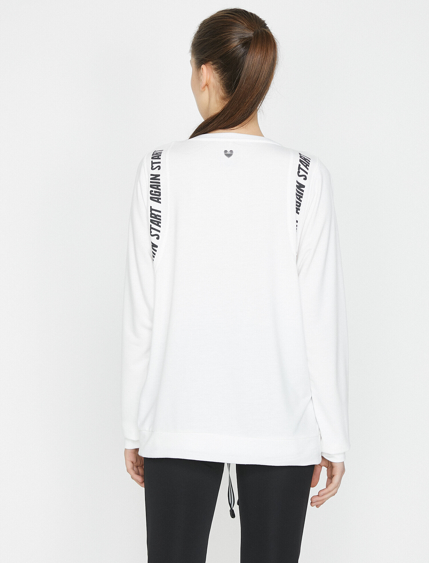   Ebru Şallı Loves Koton Sport Sweatshirt