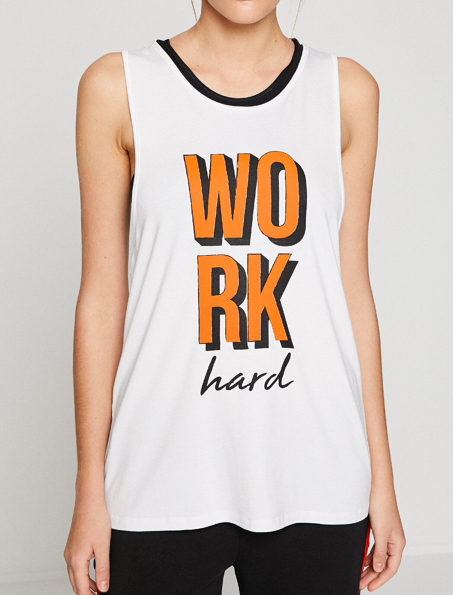   Yazılı Baskılı Atlet