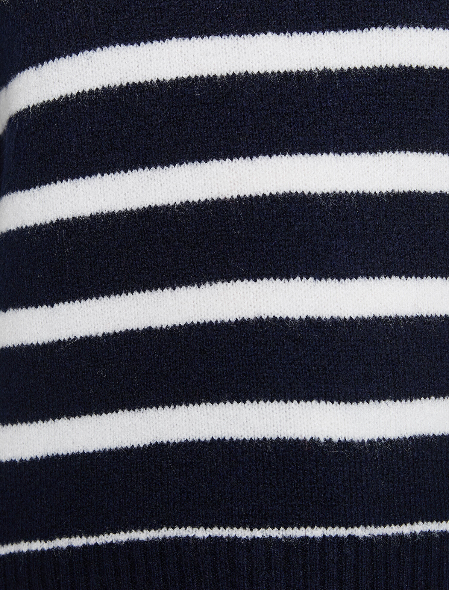   Çizgili Triko Kazak