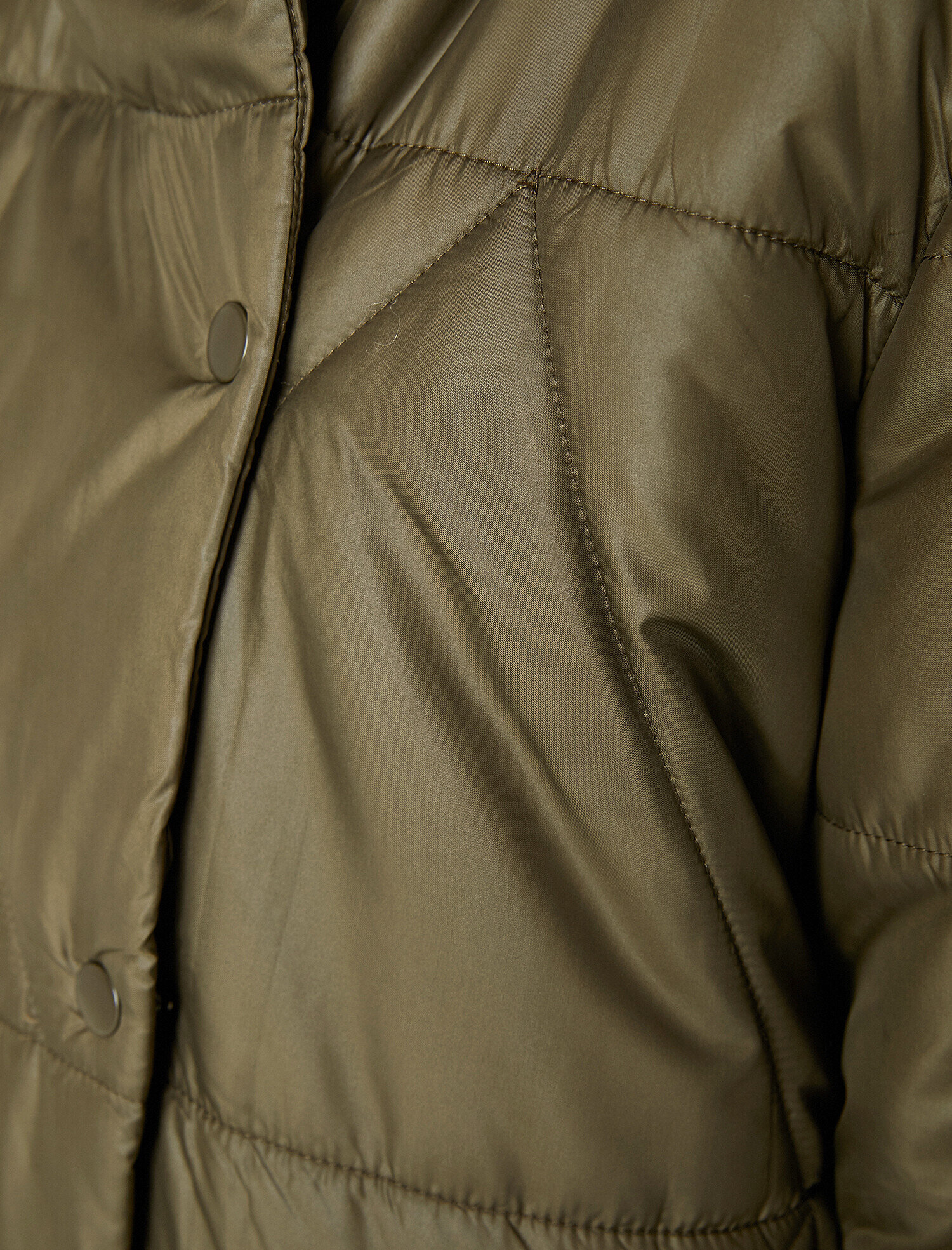 Suni Kürk Detaylı Kapüşonlu Uzun Şişme Mont