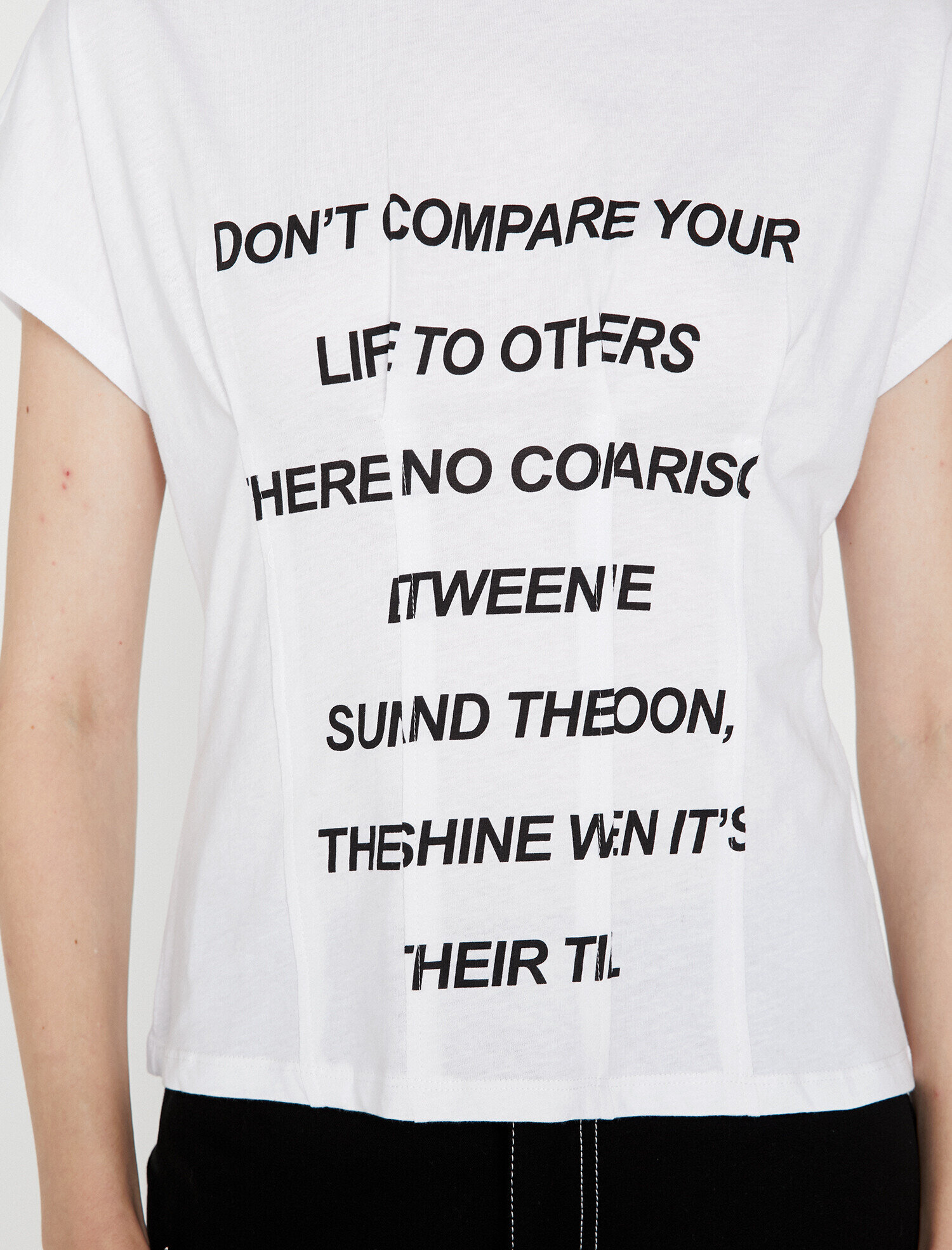   Yazılı Baskılı Tişört