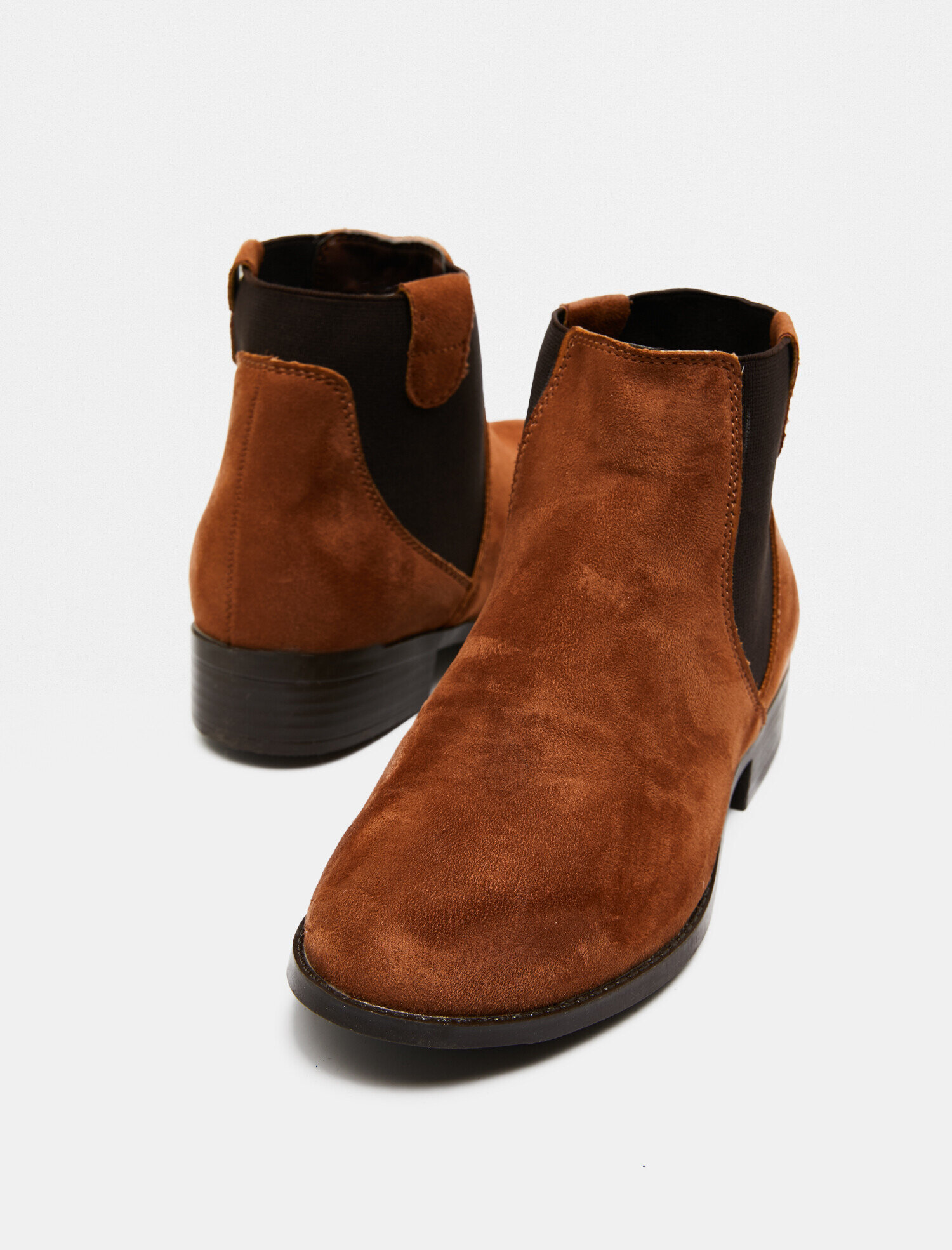  Kadın Süet Görünümlü Bot