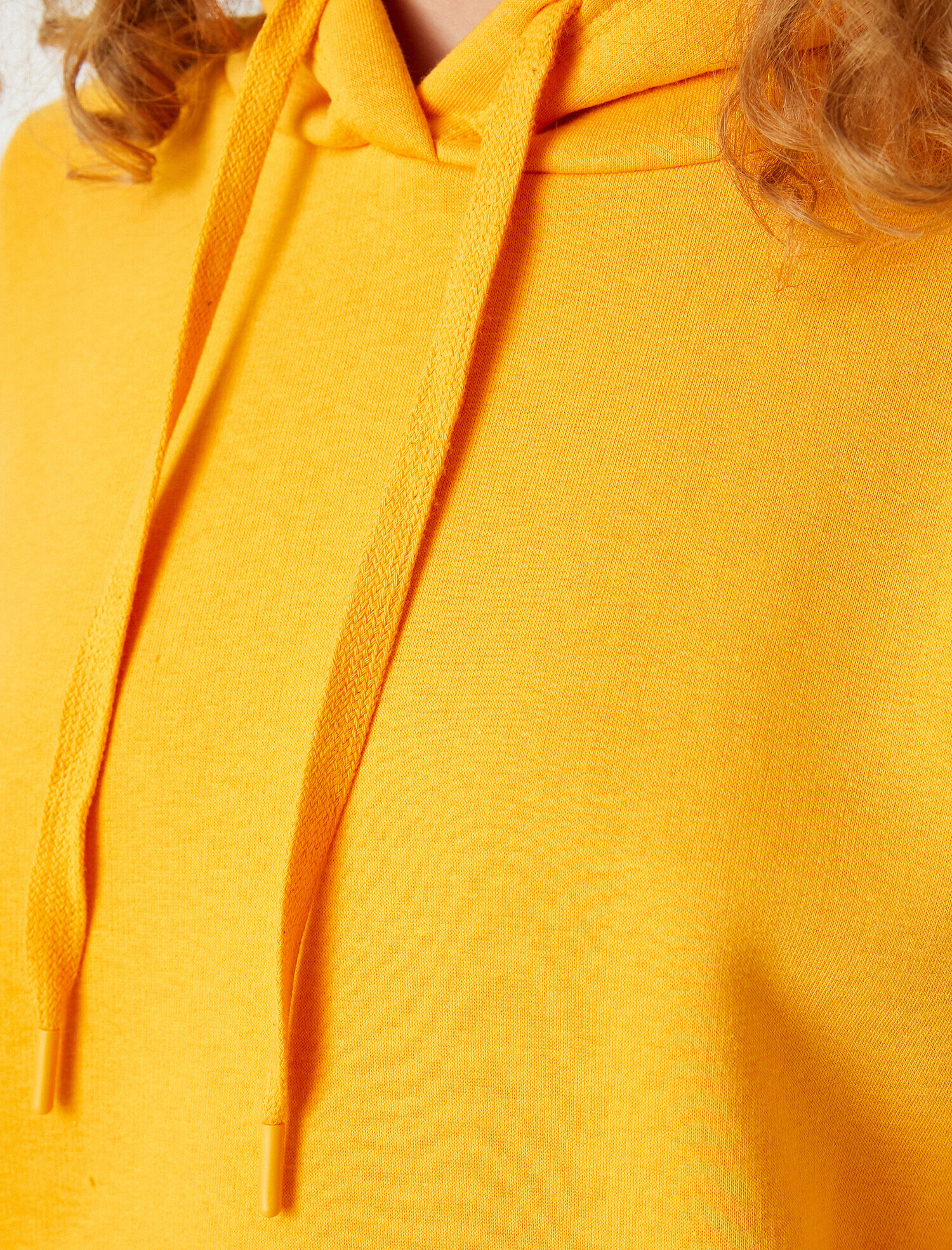   Kapüşonlu Kanguru Cepli Sweatshirt