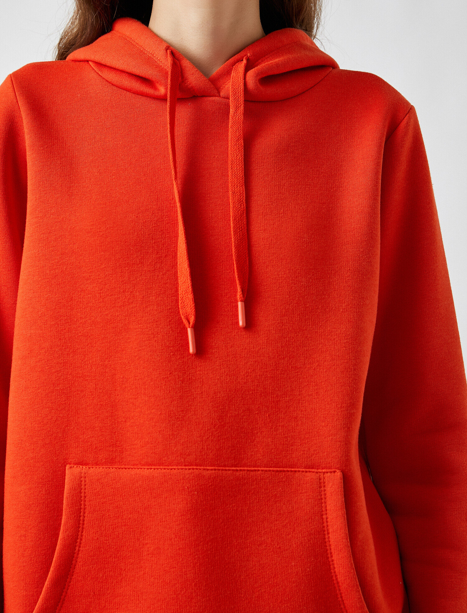 Kapüşonlu Kanguru Cepli Sweatshirt
