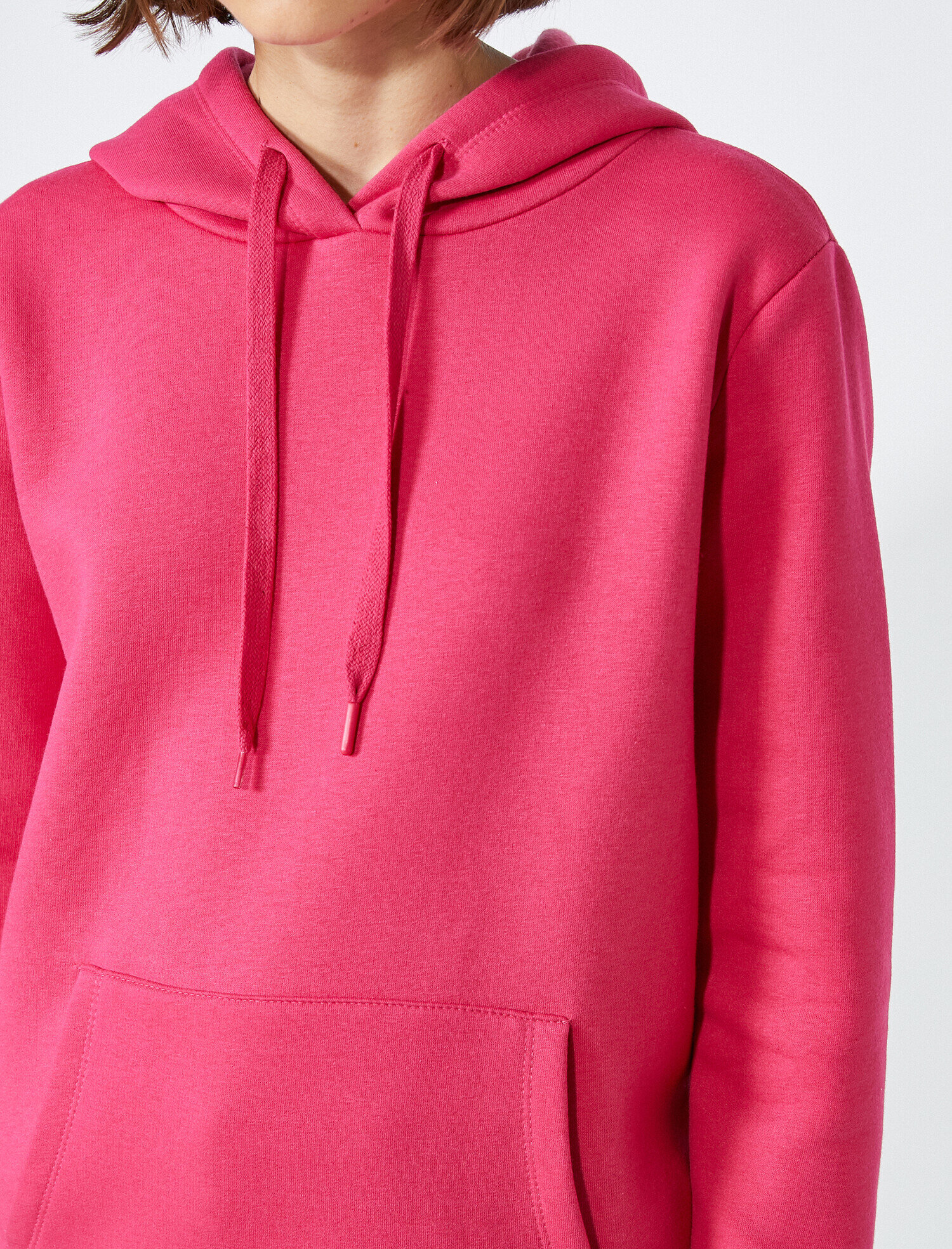 Kapüşonlu Kanguru Cepli Sweatshirt