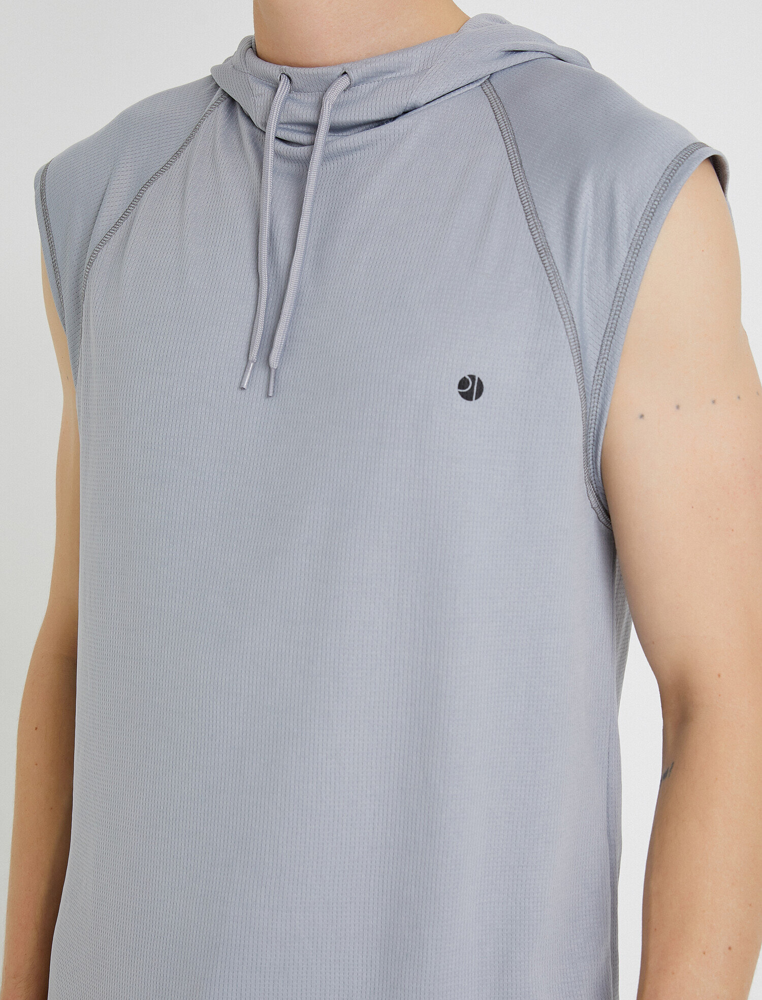   Kapüşonlu Sweatshirt Kolsuz