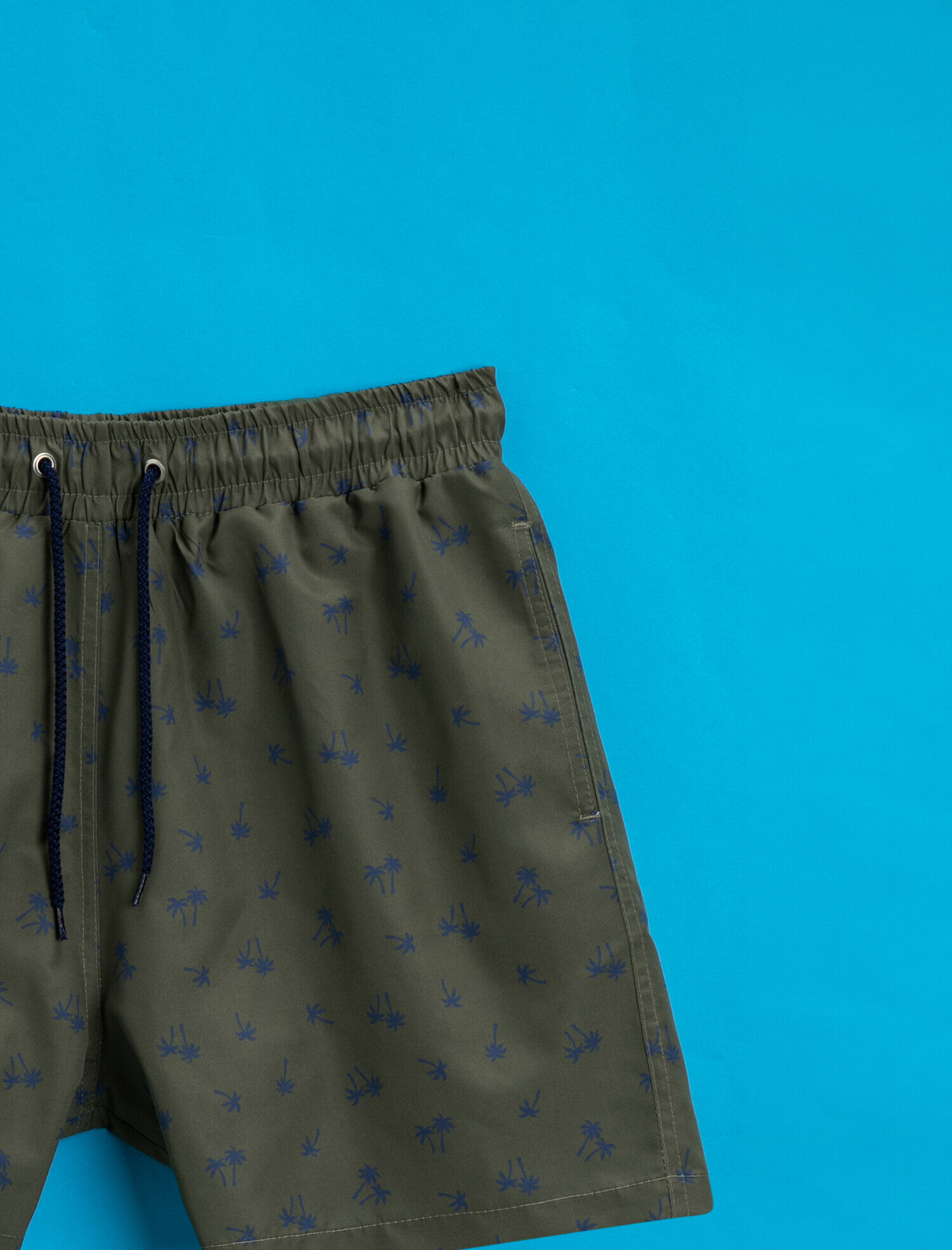   Mayo Şort Palmiye Baskılı Cepli Beli Bağcıklı